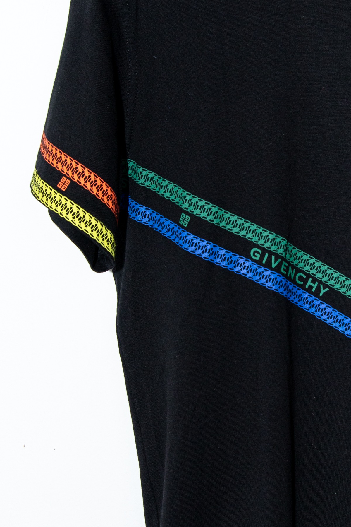 Givenchy T-Shirt mit Ketten-Print in Schwarz und Bunt