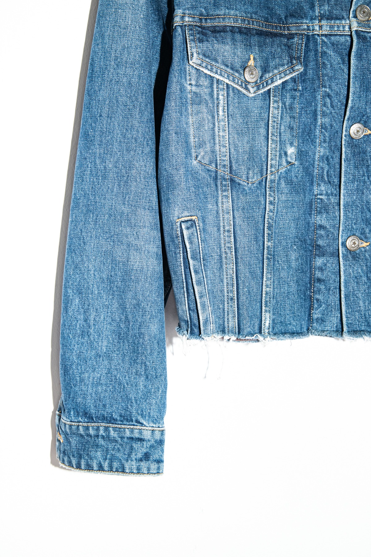 Golden Goose Used-Look Oversized Jeansjacke in Blau