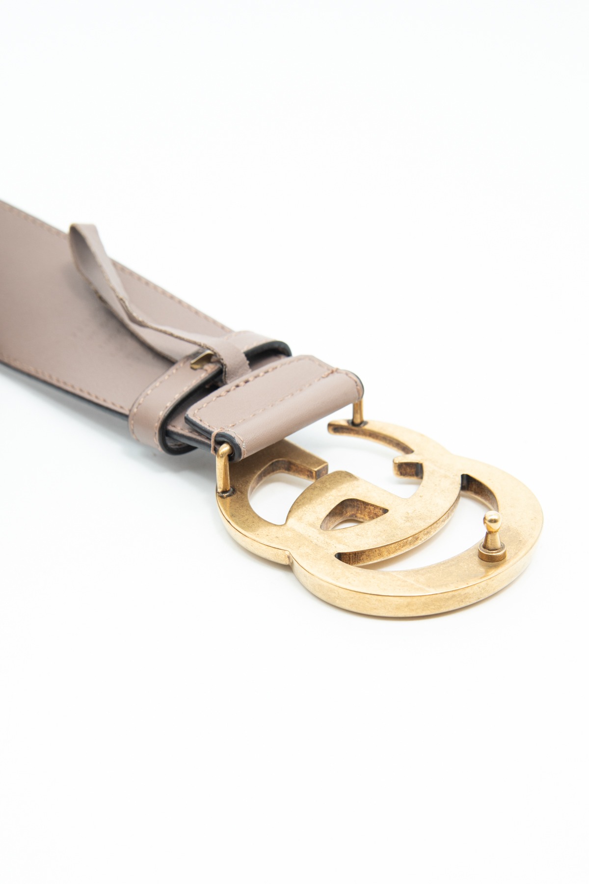 Gucci "GG Marmont" Gürtel in Beige und Gold
