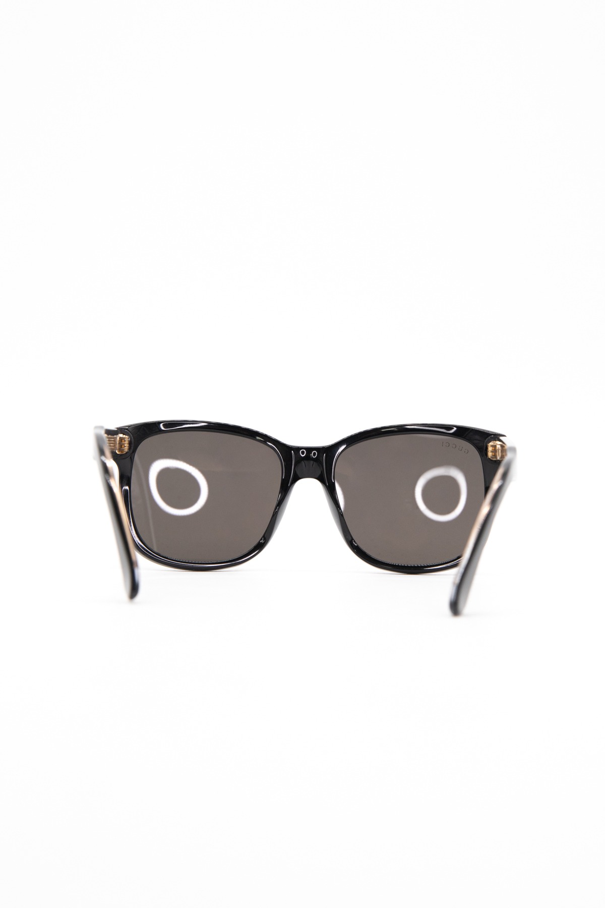 Gucci Sonnenbrille mit Strasssteinen in Schwarz und Gold