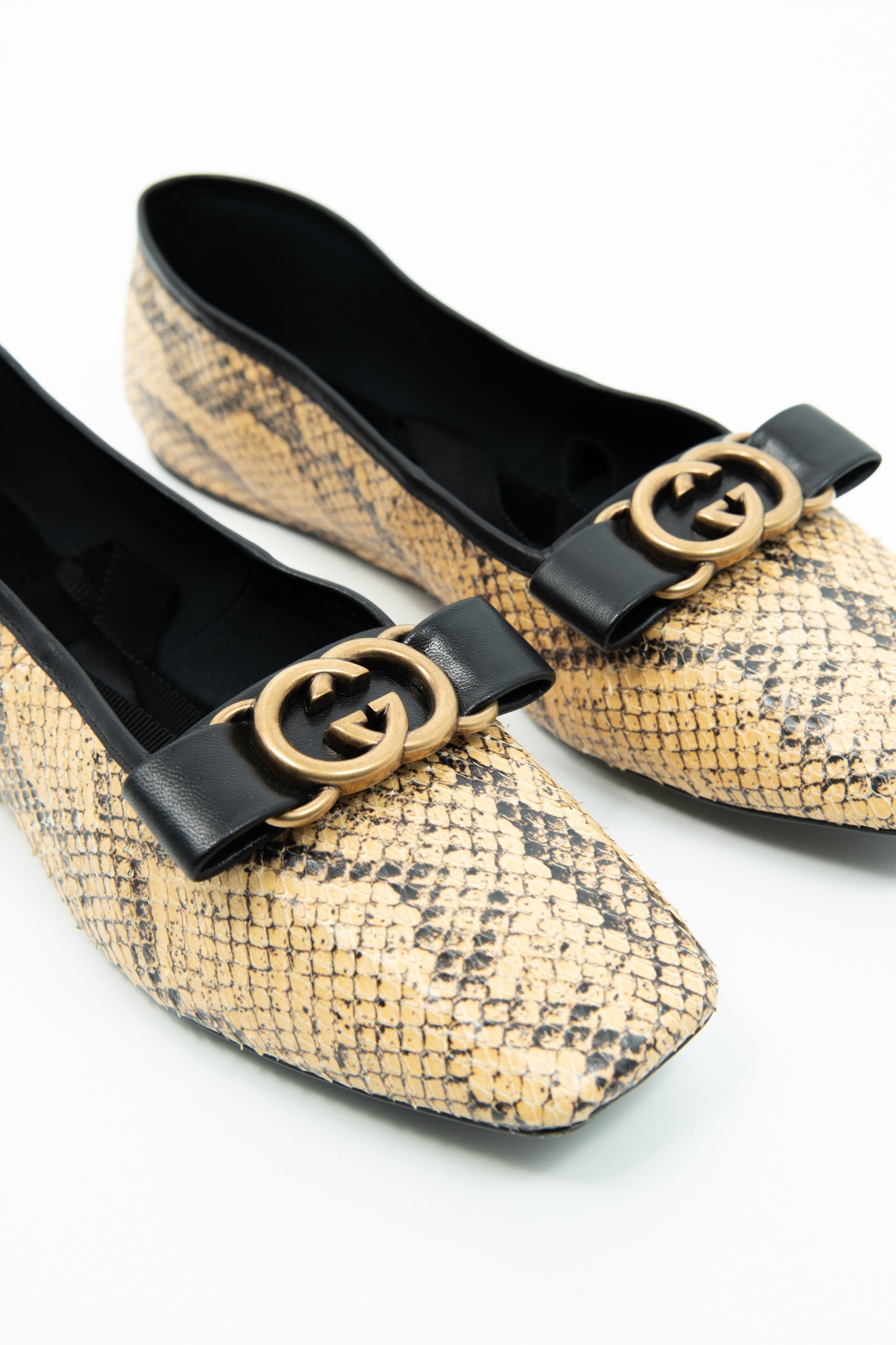 Gucci Ballerinas mit Schleifendetails aus Pythonleder