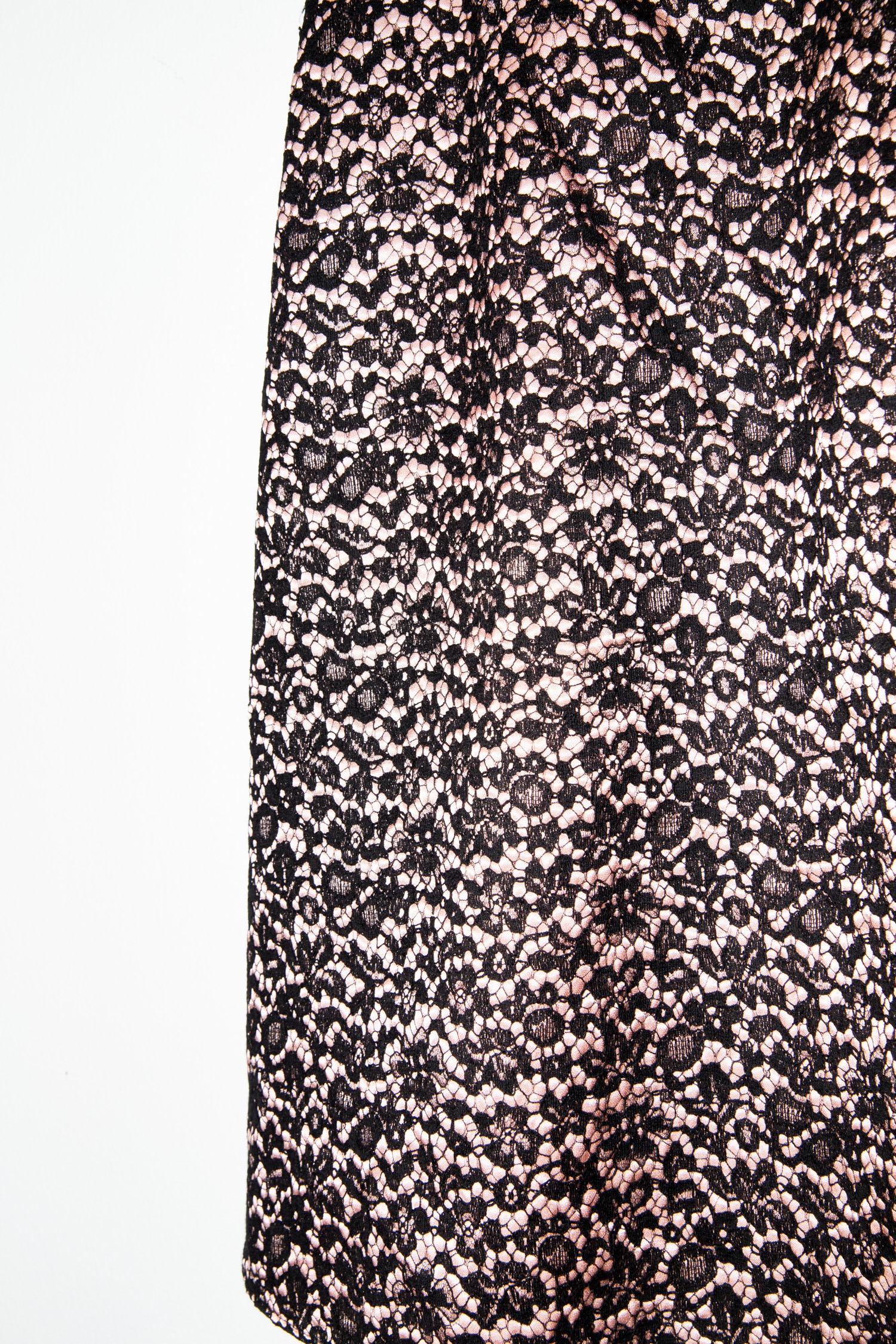 Gucci Spitzenrock in Schwarz und Rosa