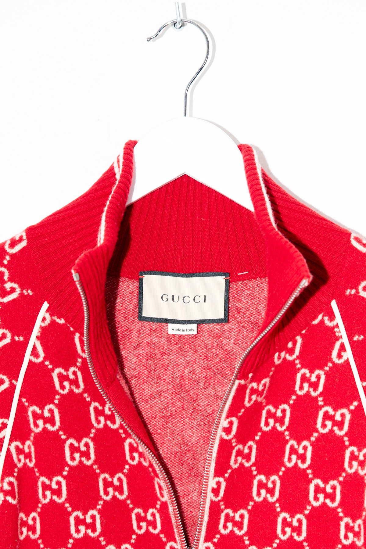 Gucci Strickjacke aus GG Jacquard in Rot und Ecru