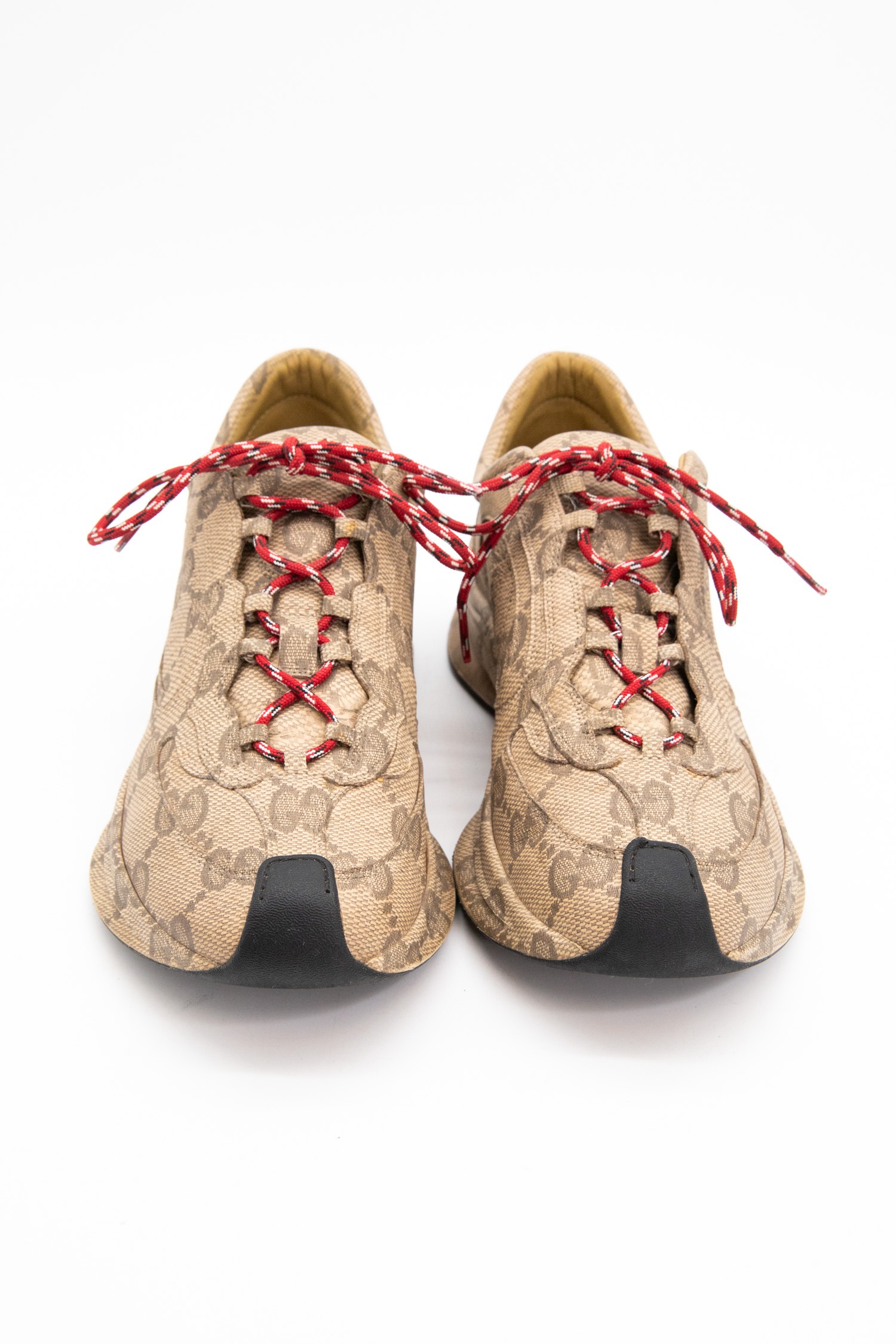 Gucci "Run" Sneaker in Beige und Dunkelbraun