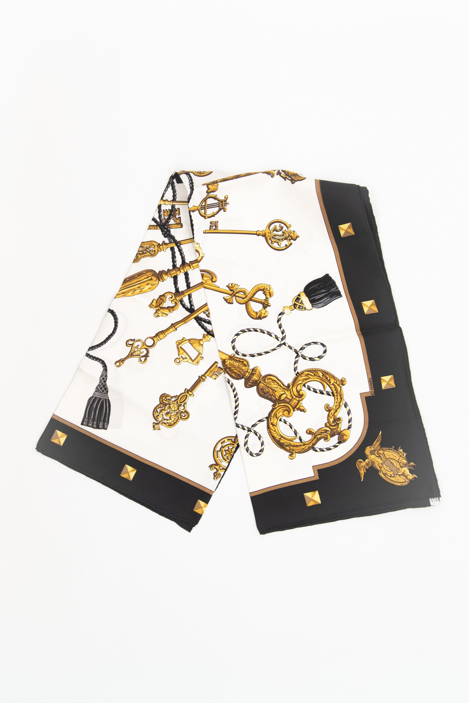 Hermès „Les Clés“ Tuch in Dunkelblau und Bunt