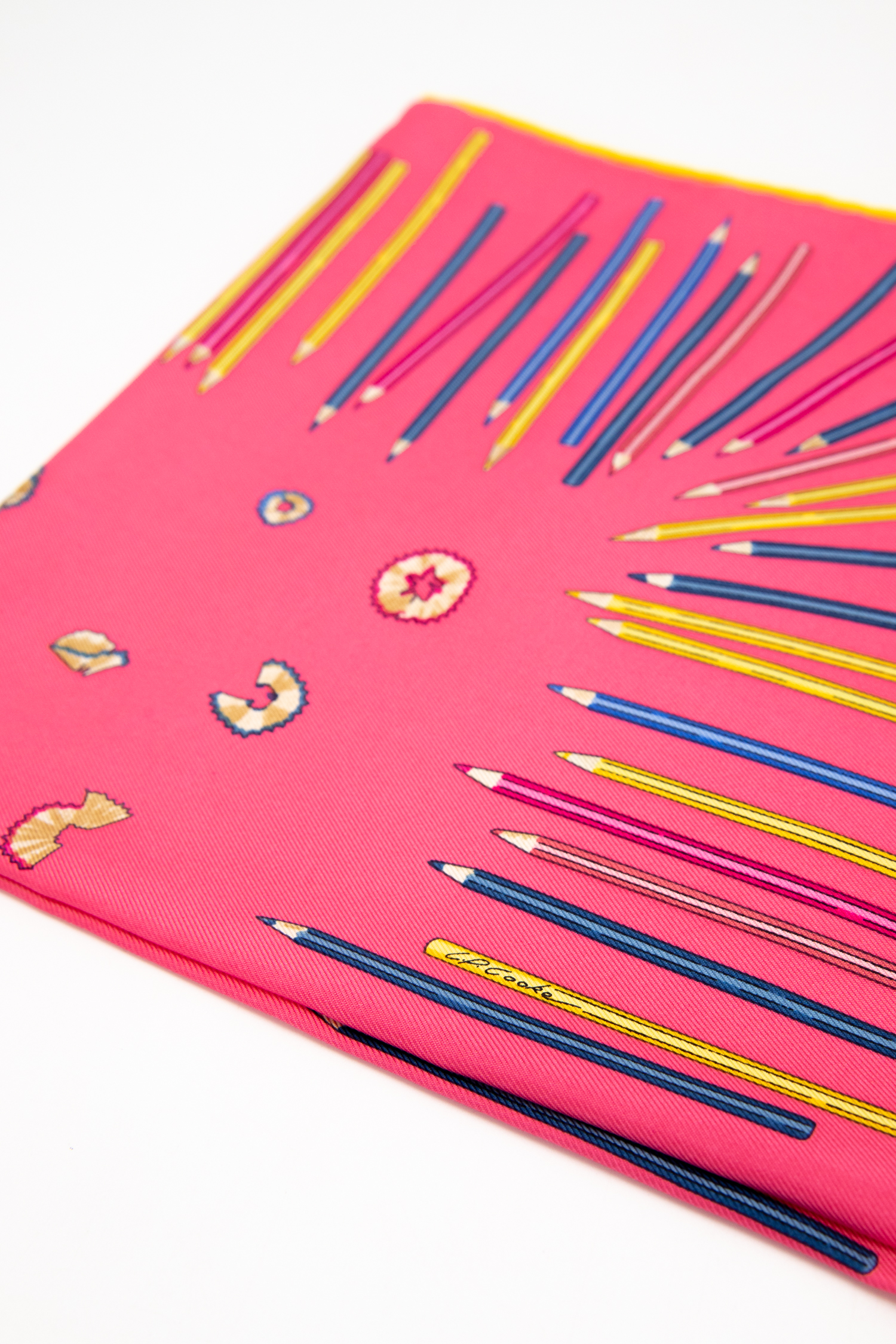 Hermès "A Vos Crayons!" Seidentwilly in Pink