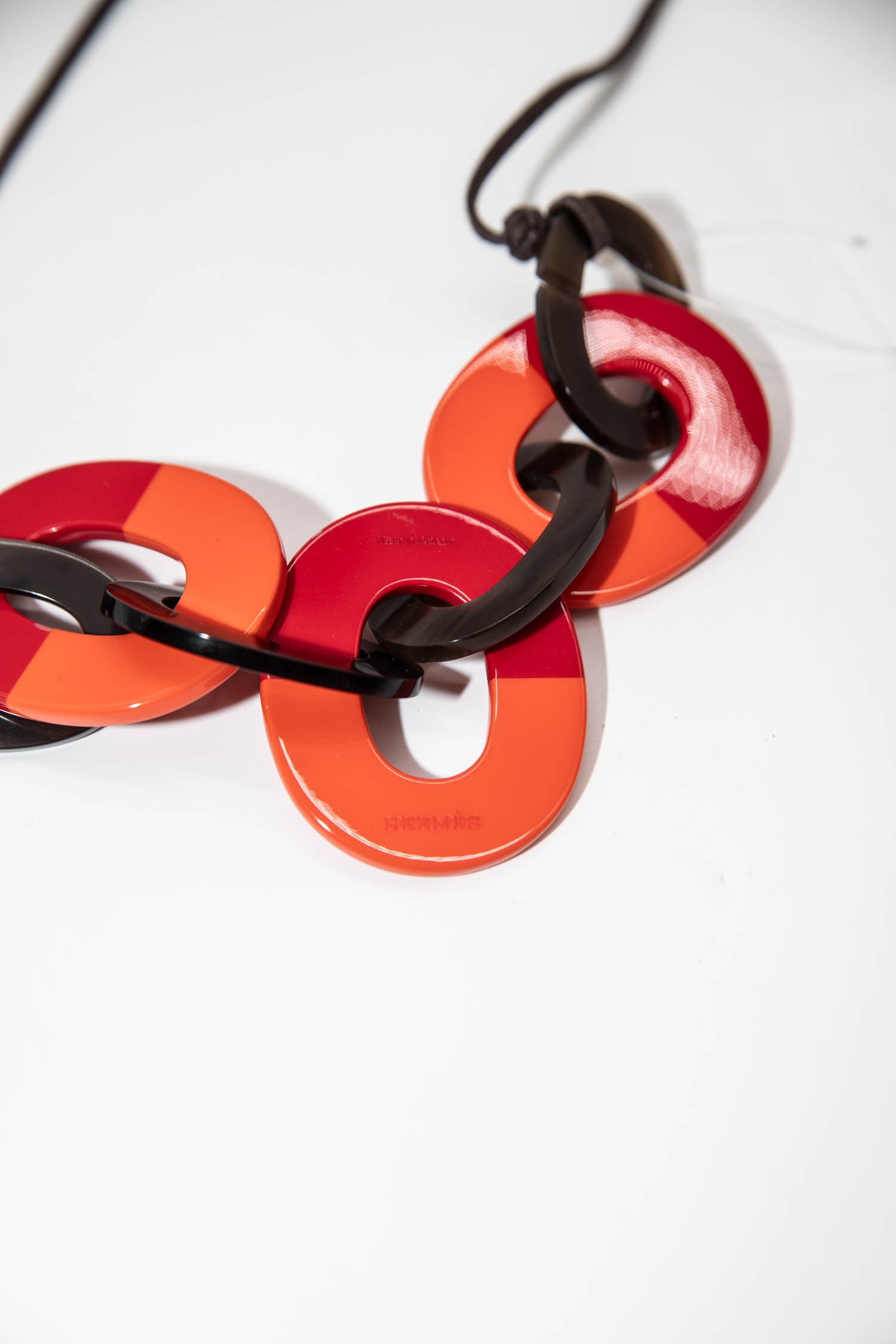 Hermès "Karamba" Halskette in Braun, Rot und Orange