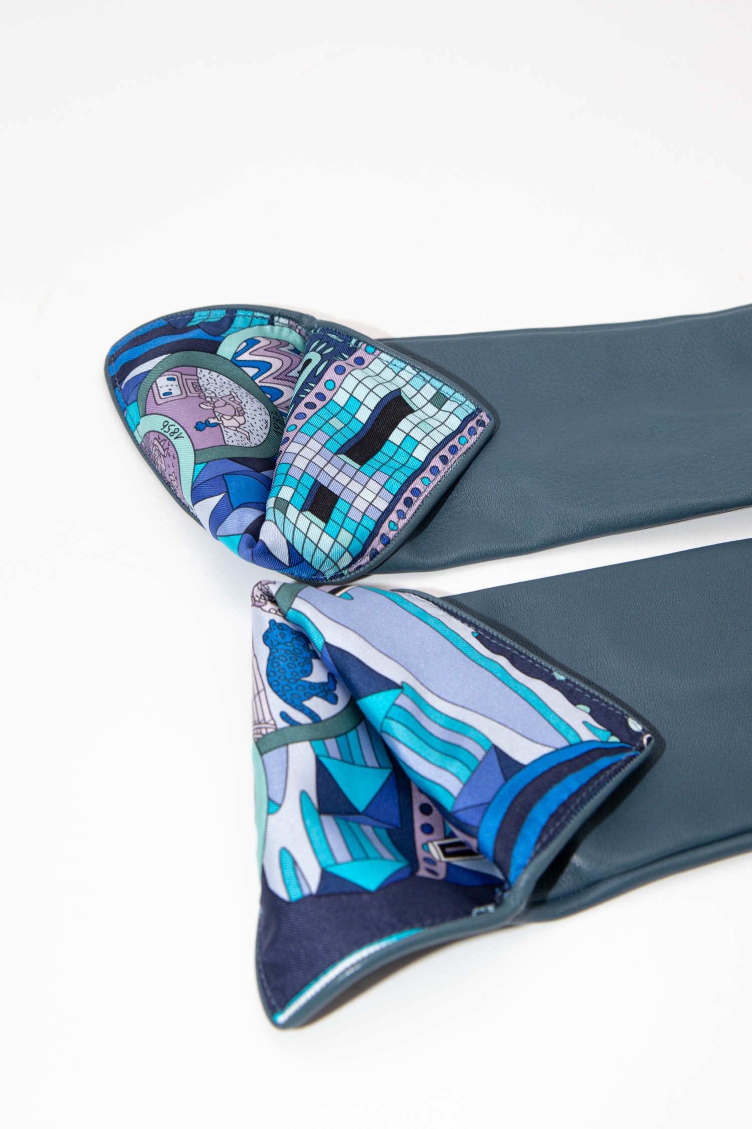 Hermès feine Lederhandschuhe in Blau