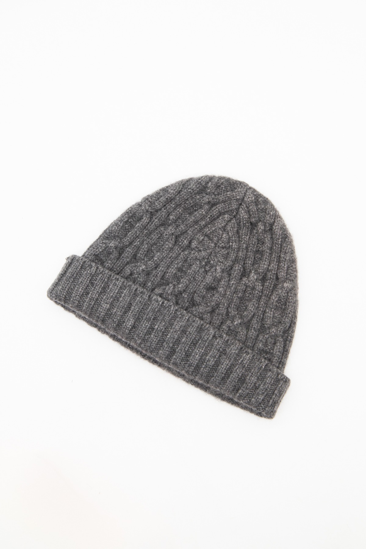 Hermès Mütze mit Zopfmuster in Grau