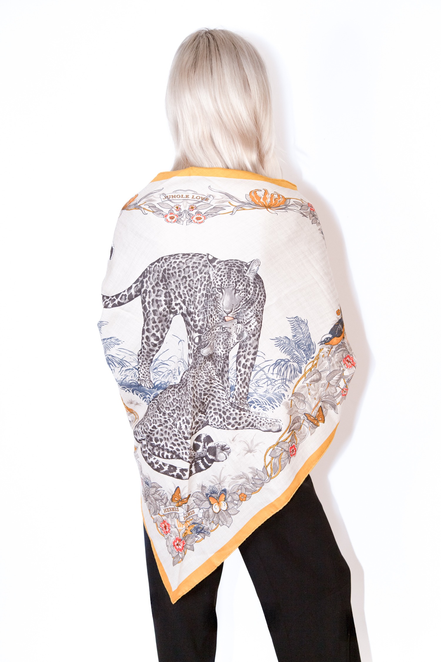 Hermès „Jungle Love“ Tuch aus Seide und Kaschmir