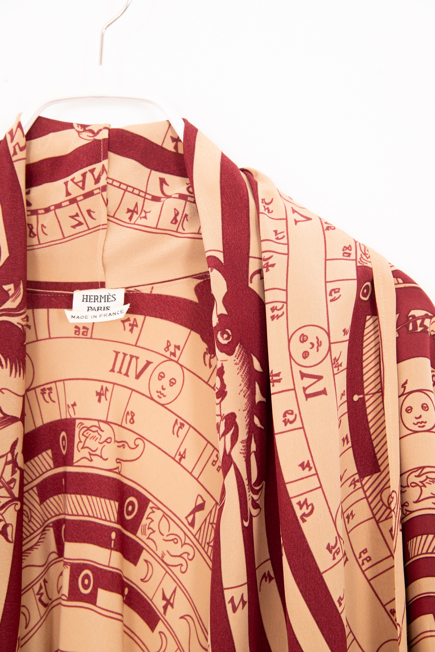 Hermès "Twillaine" Vintage Cardigan in Beige, Rot und Dunkelblau