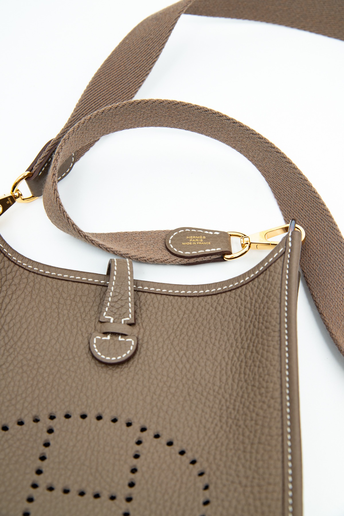 Hermès "Evelyne 18" Umhängetasche in Taupe