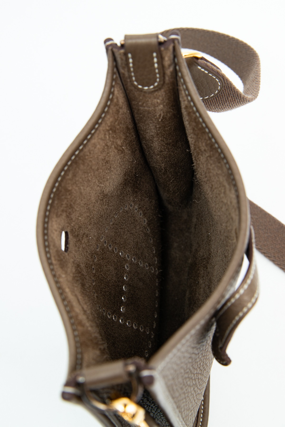 Hermès "Evelyne 18" Umhängetasche in Taupe