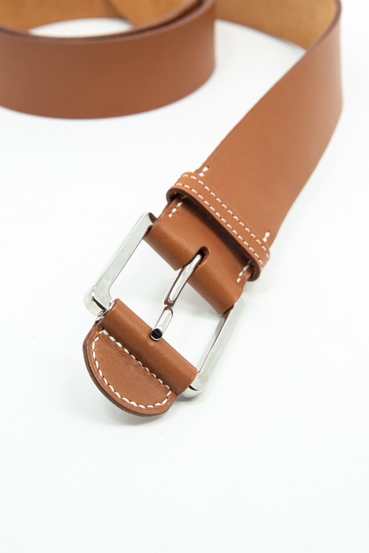Hermès Gürtel aus Leder in Hellbraun und Silber