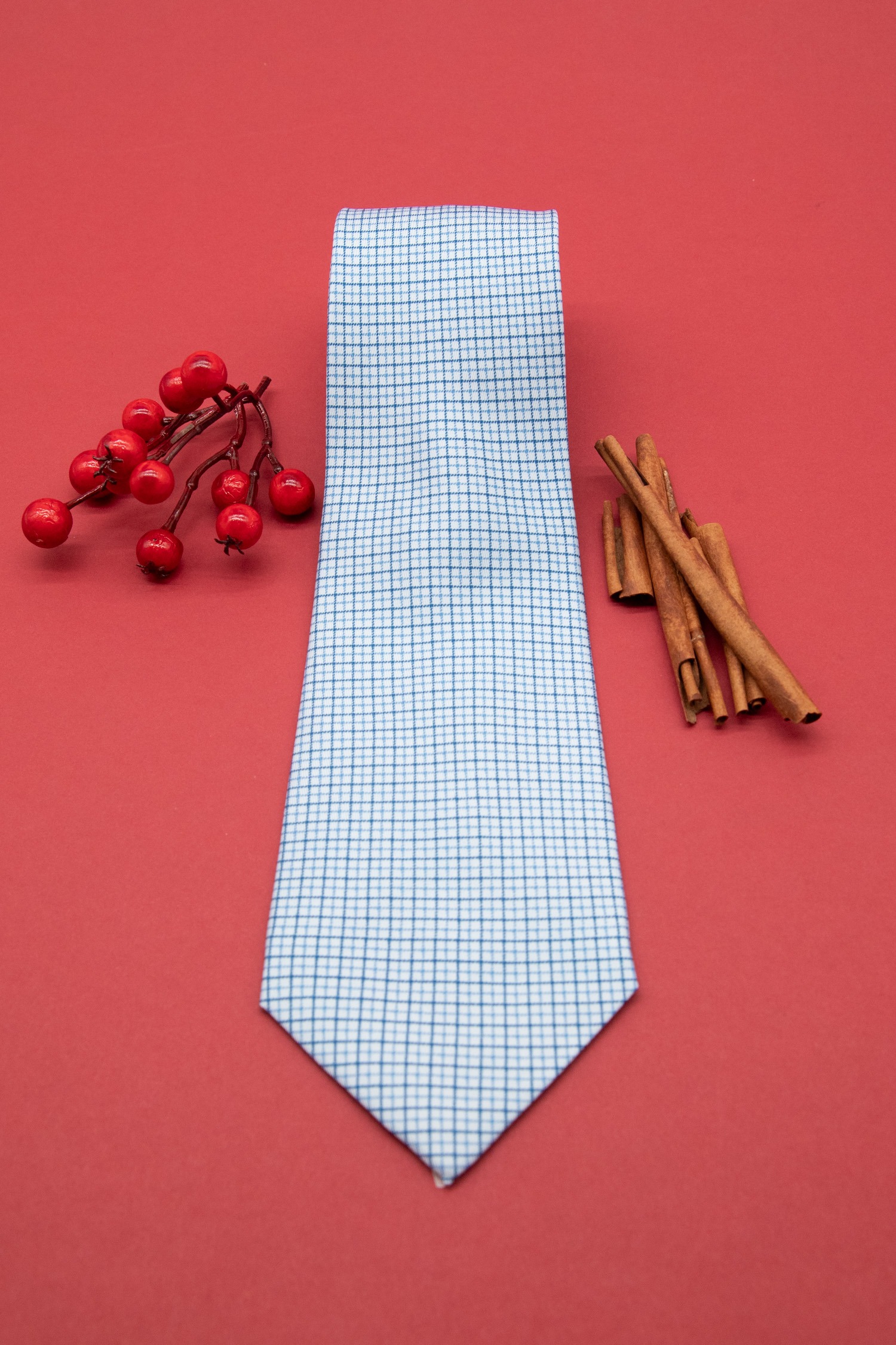 Hermès Krawatte mit Karomuster in Hellblau und Blau