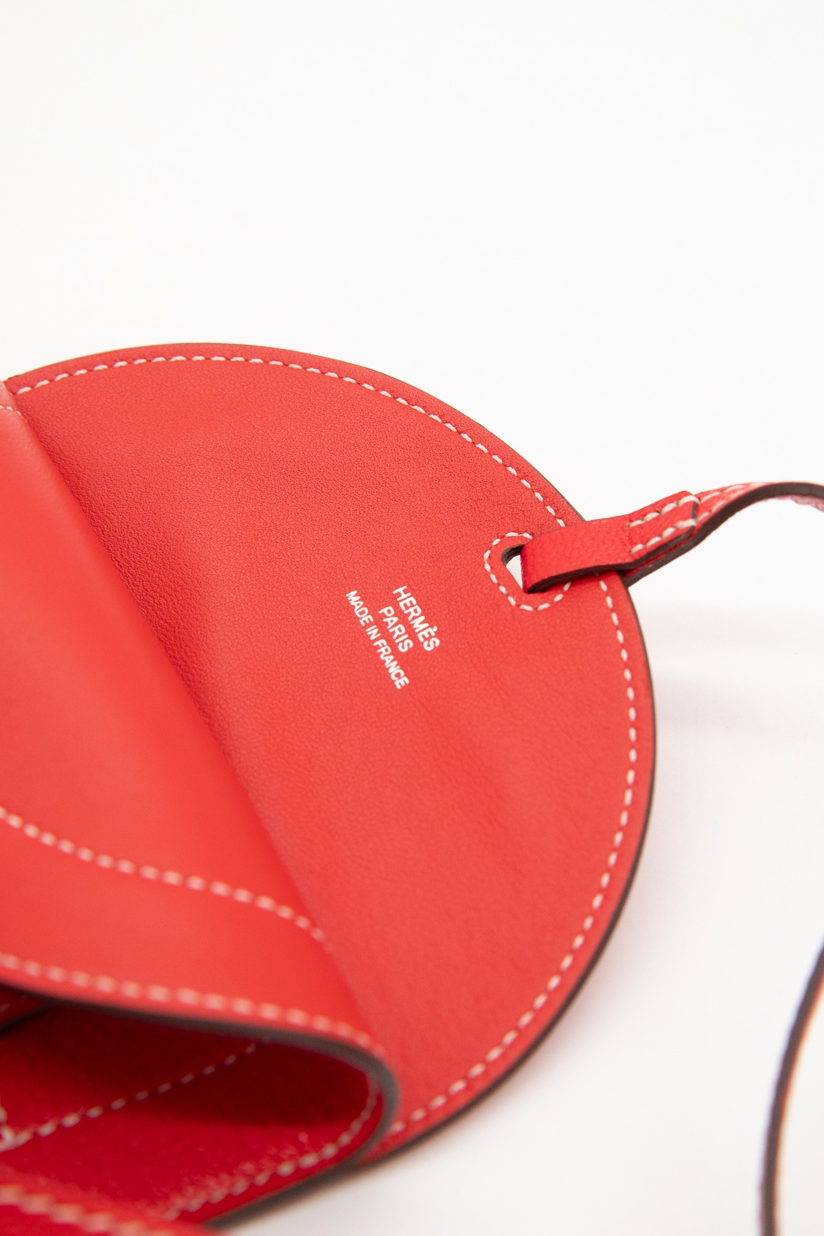 Hermès "In the Loop To Go" Smartphone-Hülle in Rot und Weiß