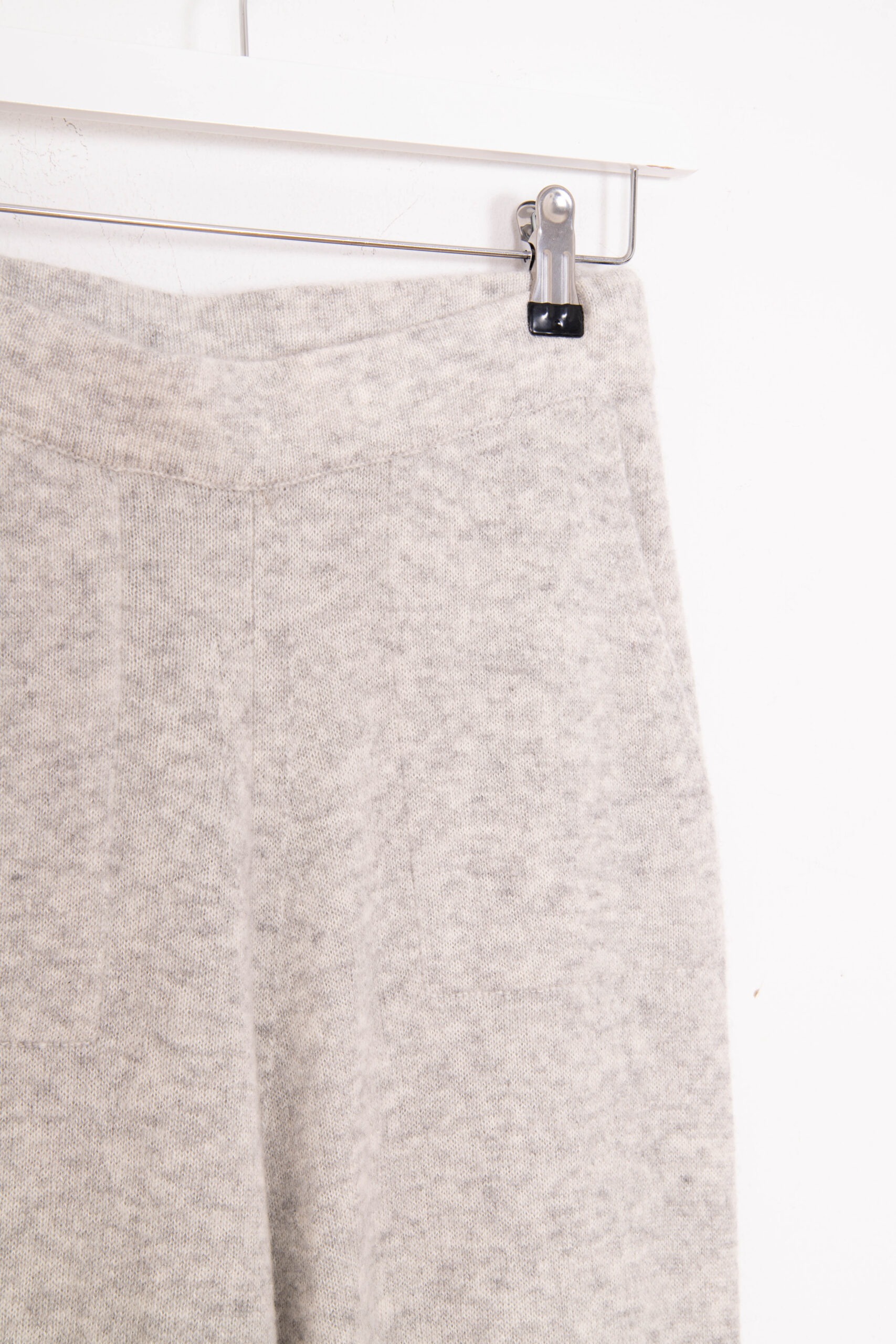 Iris Von Arnim Strickhose aus Kaschmir in Hellgrau