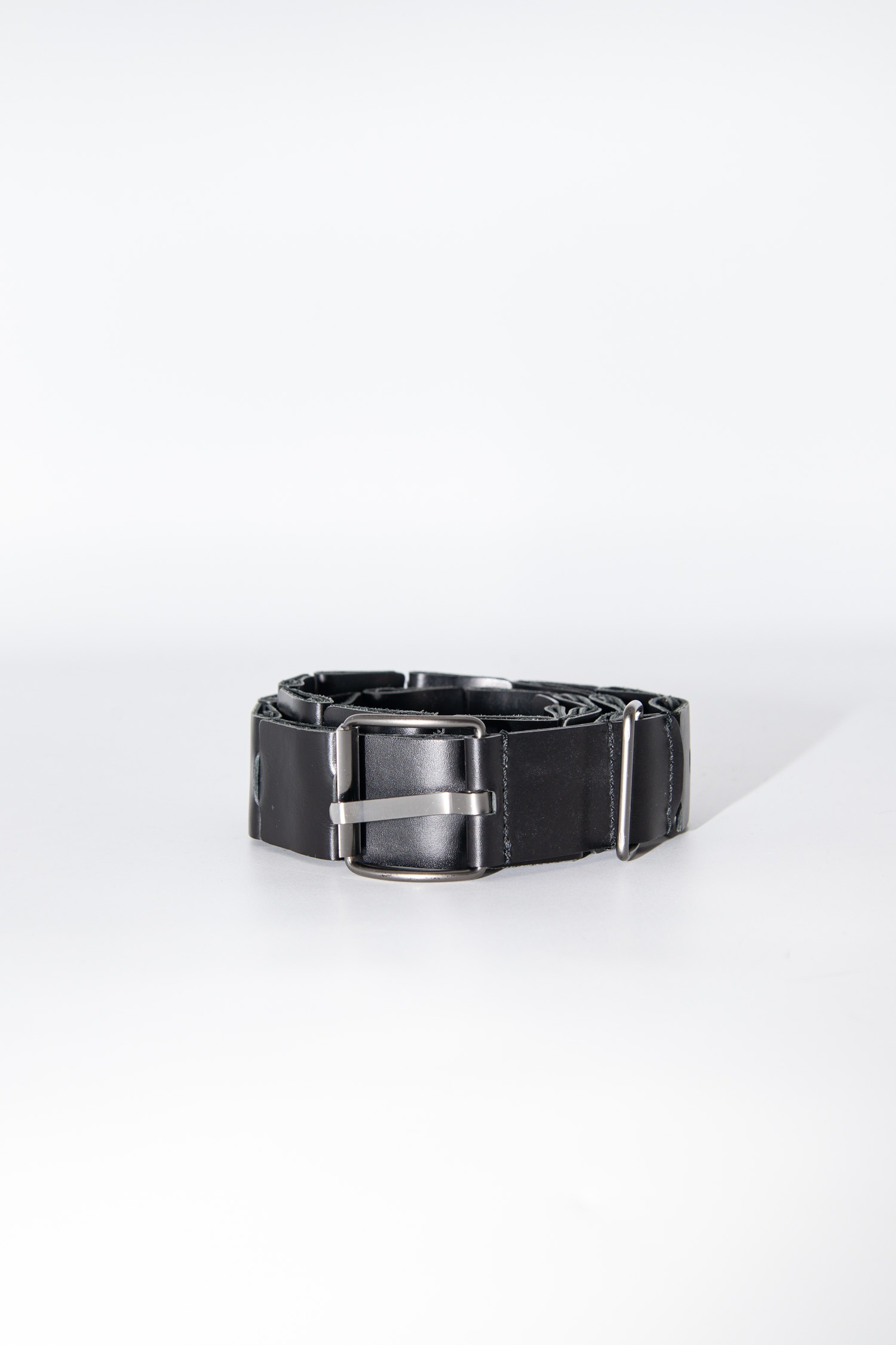 Issey Miyake Ledergürtel in Schwarz