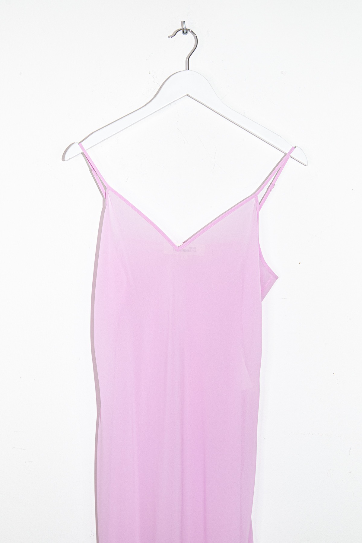 Jacques Wei Maxikleid aus Spitze in Beige und Lavendel
