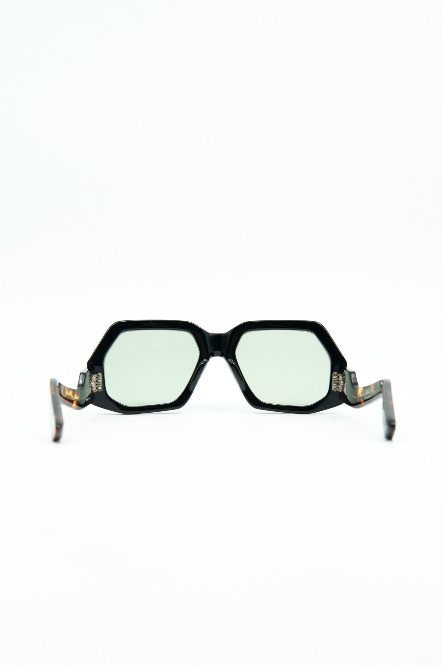 Jacques Marie Mage "Edie" Sonnenbrille in Schwarz und Tortoise