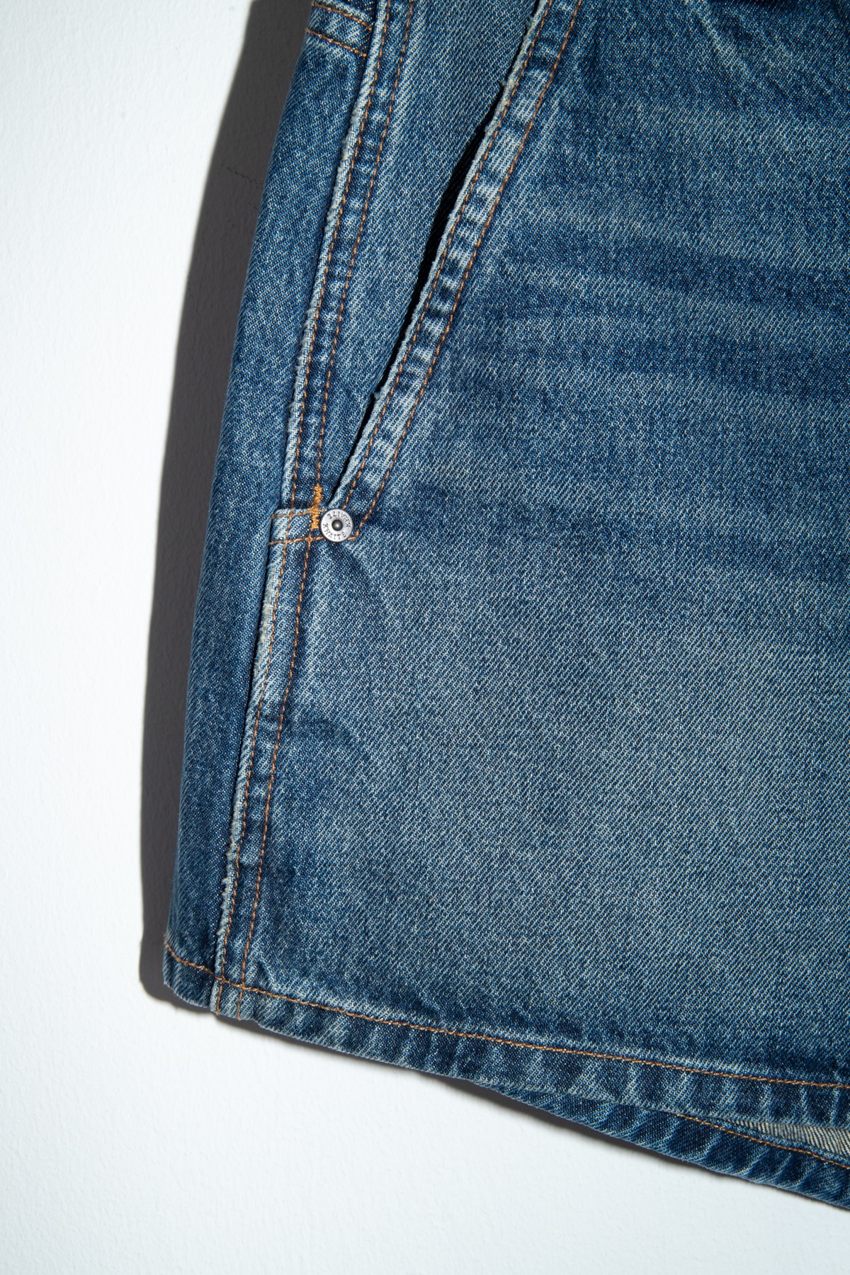 Khaite Jeansshorts in Dunkelblau