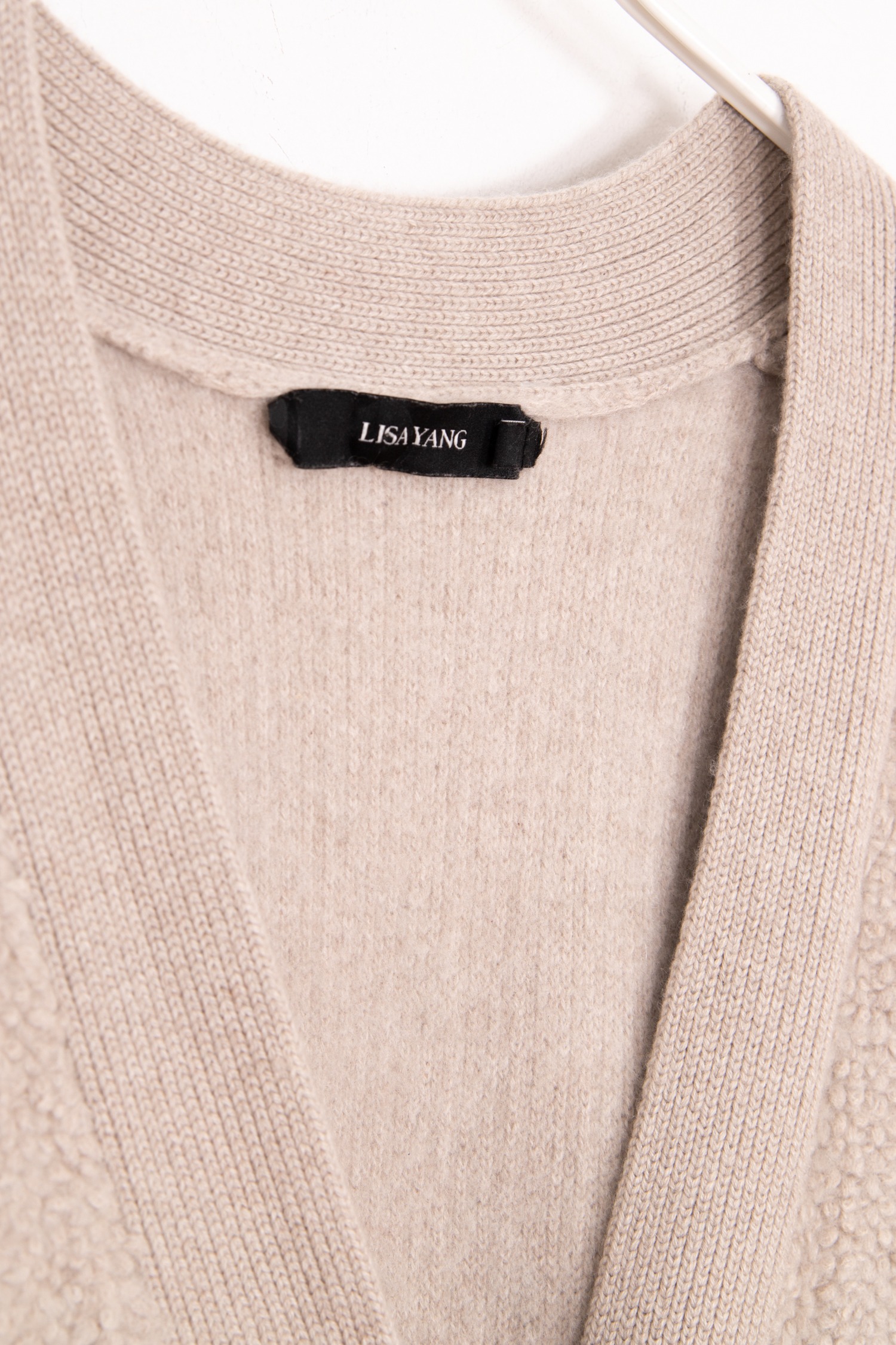 Lisa Yang Strickjacke aus Kaschmir in Hellbeige