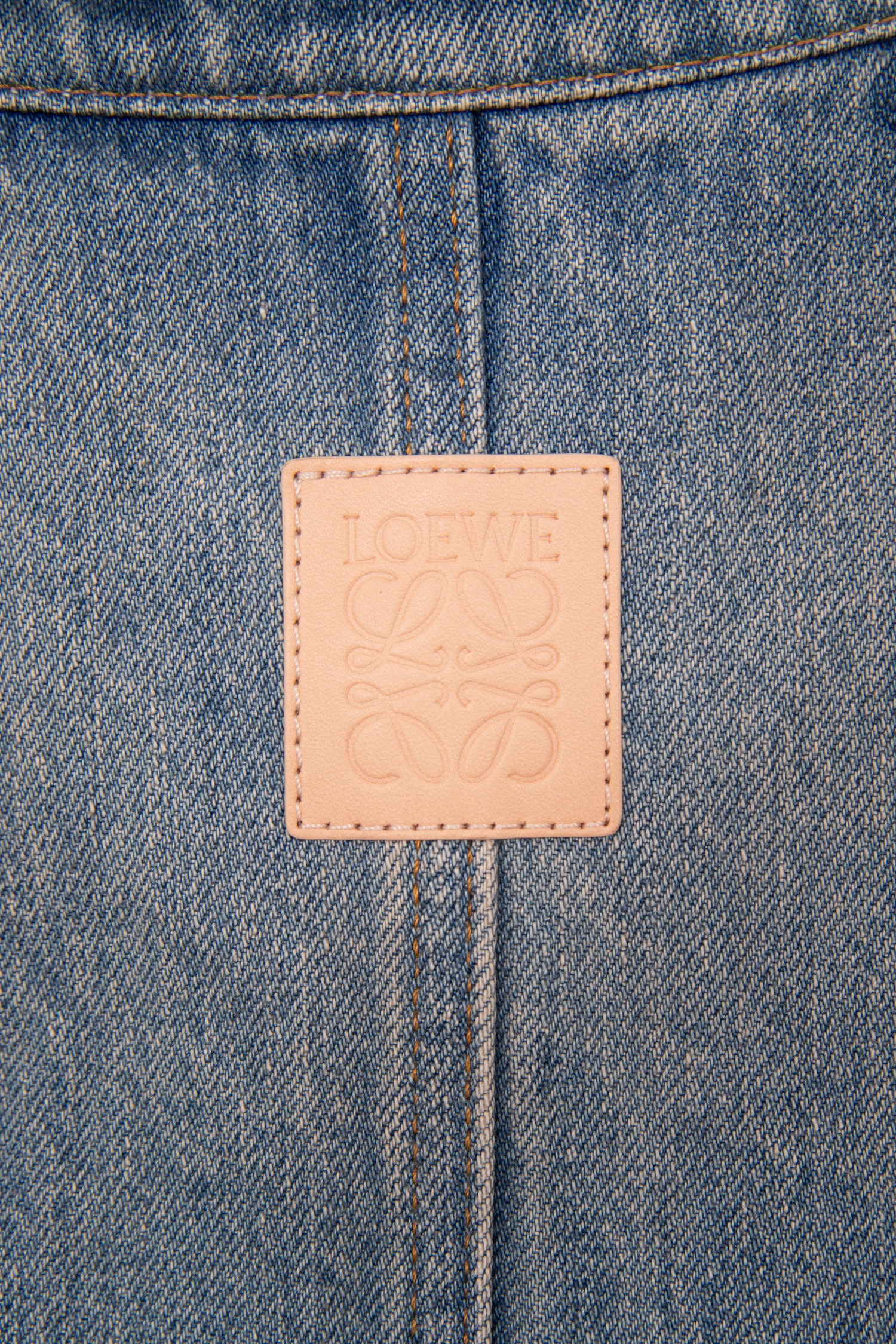 Loewe "Trapeze" Jeansjacke in Blau