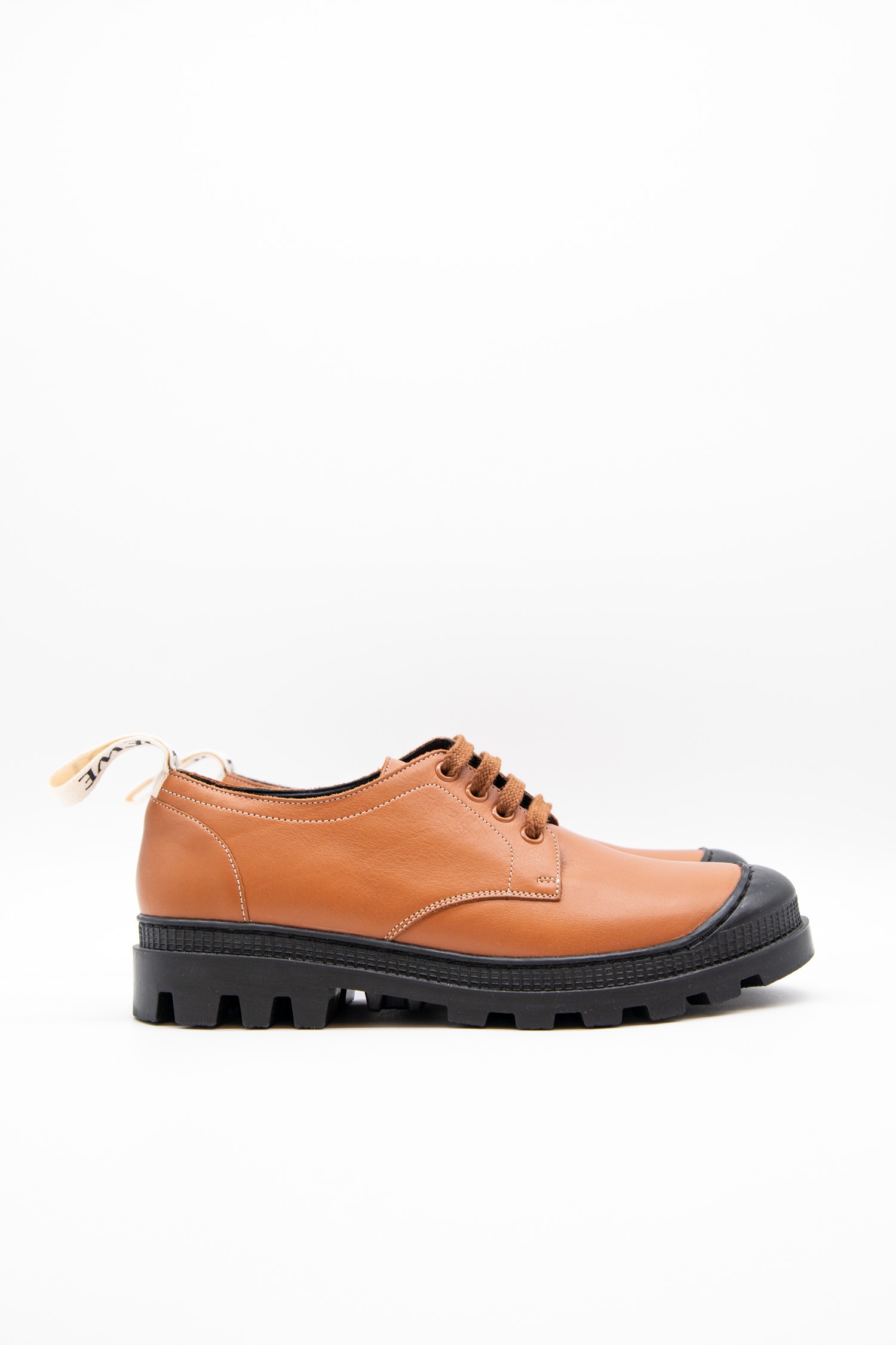 Loewe Derby-Schuh in Cognac-Braun