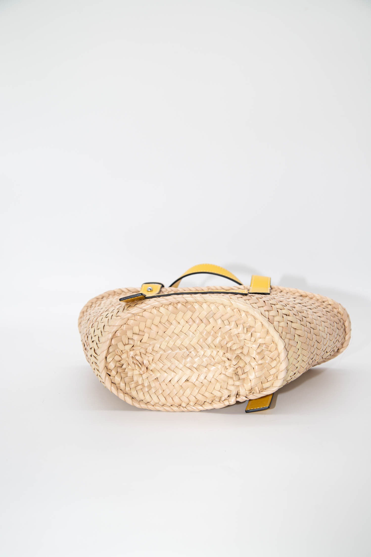 Loewe Raffia Small Basket Tote Bag Handtasche in Gelb