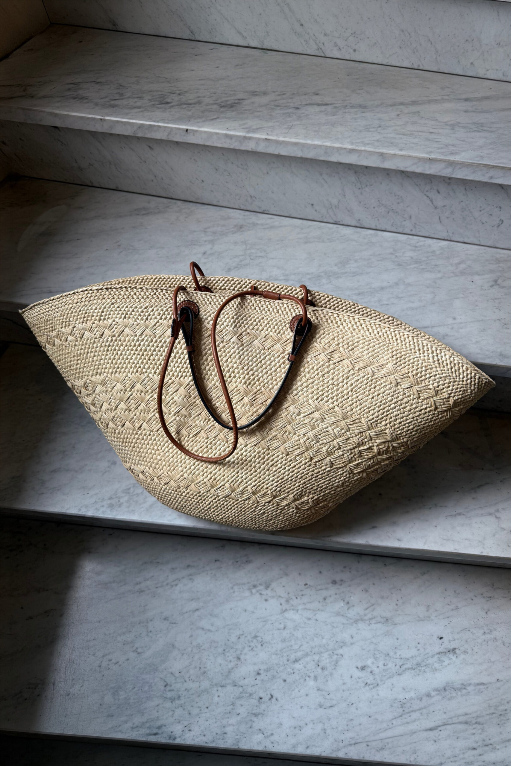 Loewe x Paula's Ibiza "Anagram Large" Shopper in hellbeige