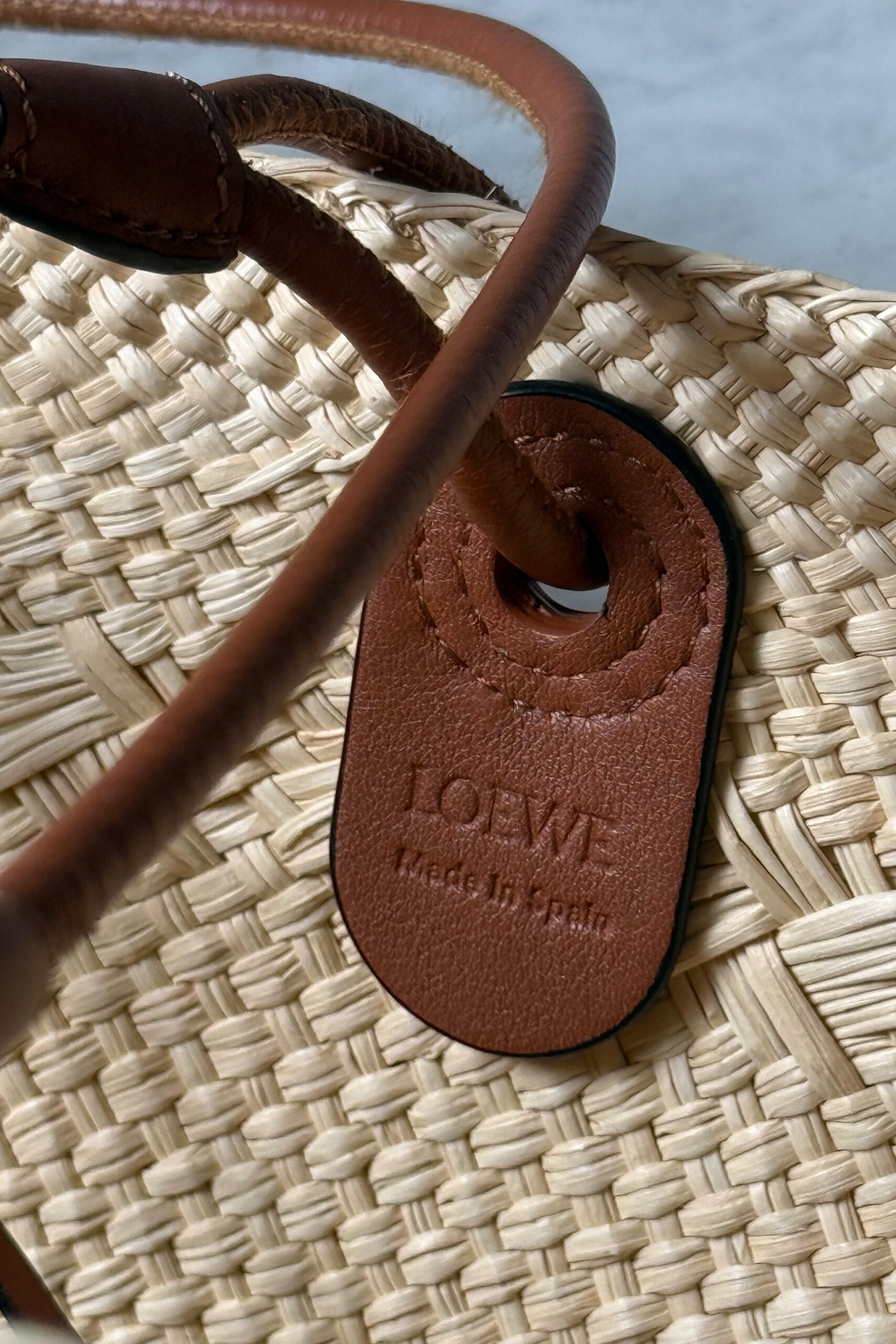 Loewe x Paula's Ibiza "Anagram Large" Shopper in hellbeige