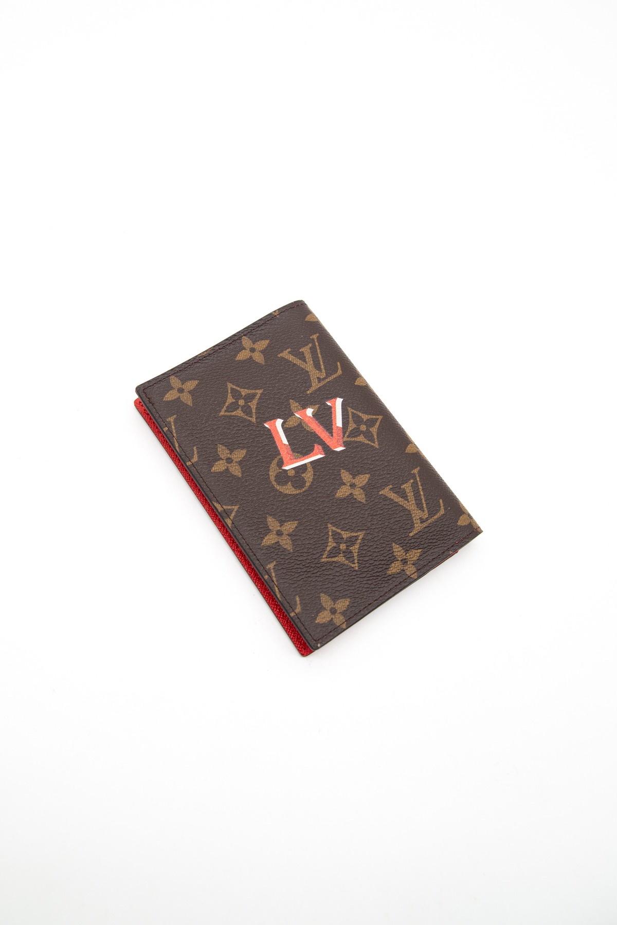 Louis Vuitton "Mon Monogram" Reisepasshülle in Braun