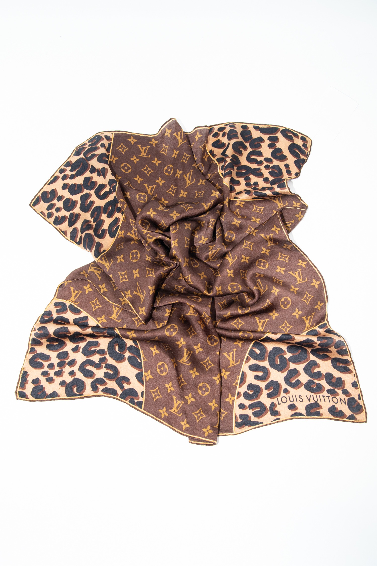 Louis Vuitton Seidentuch mit Monogramm und Leopardenmuster