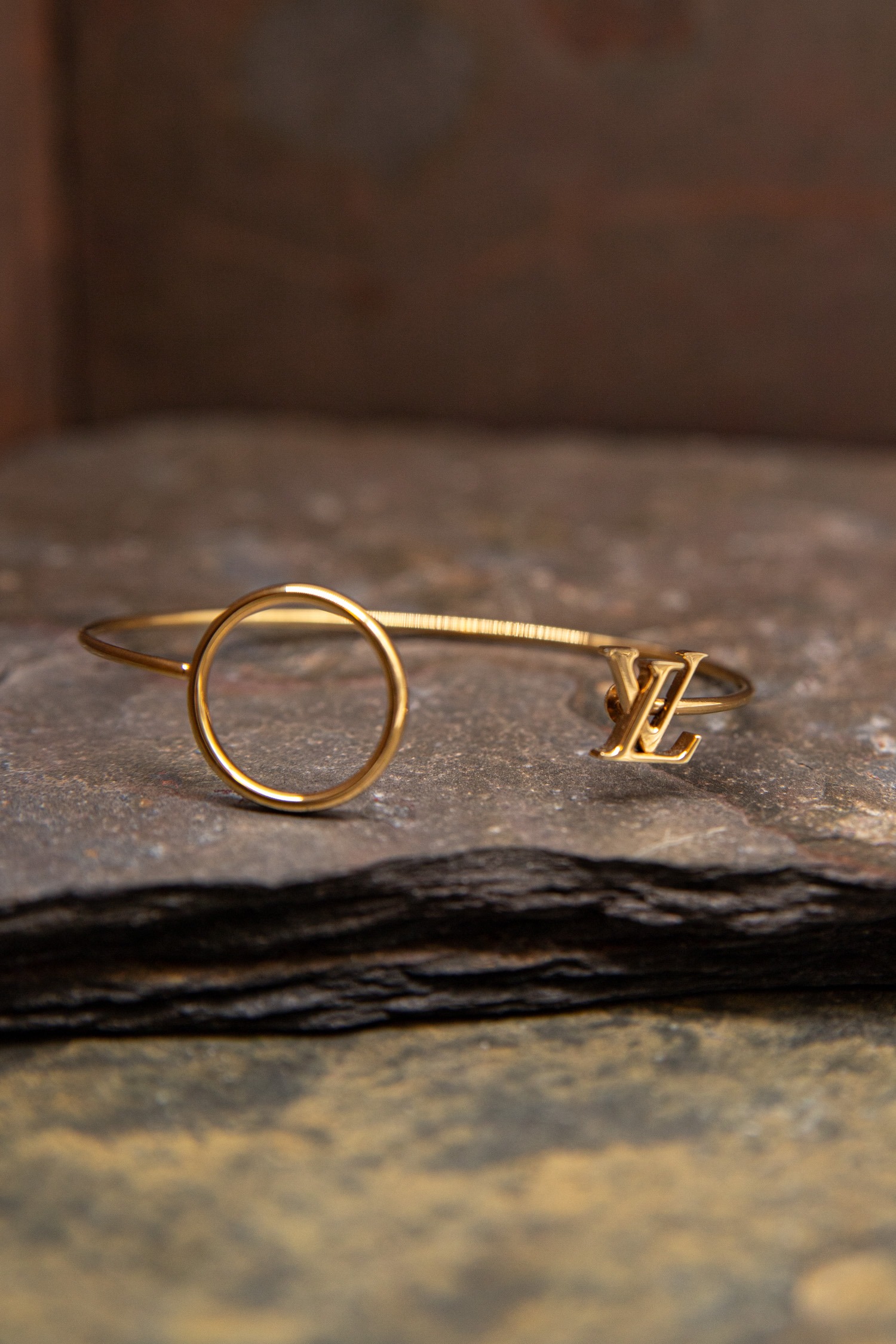 Louis Vuitton Armreif in Gold