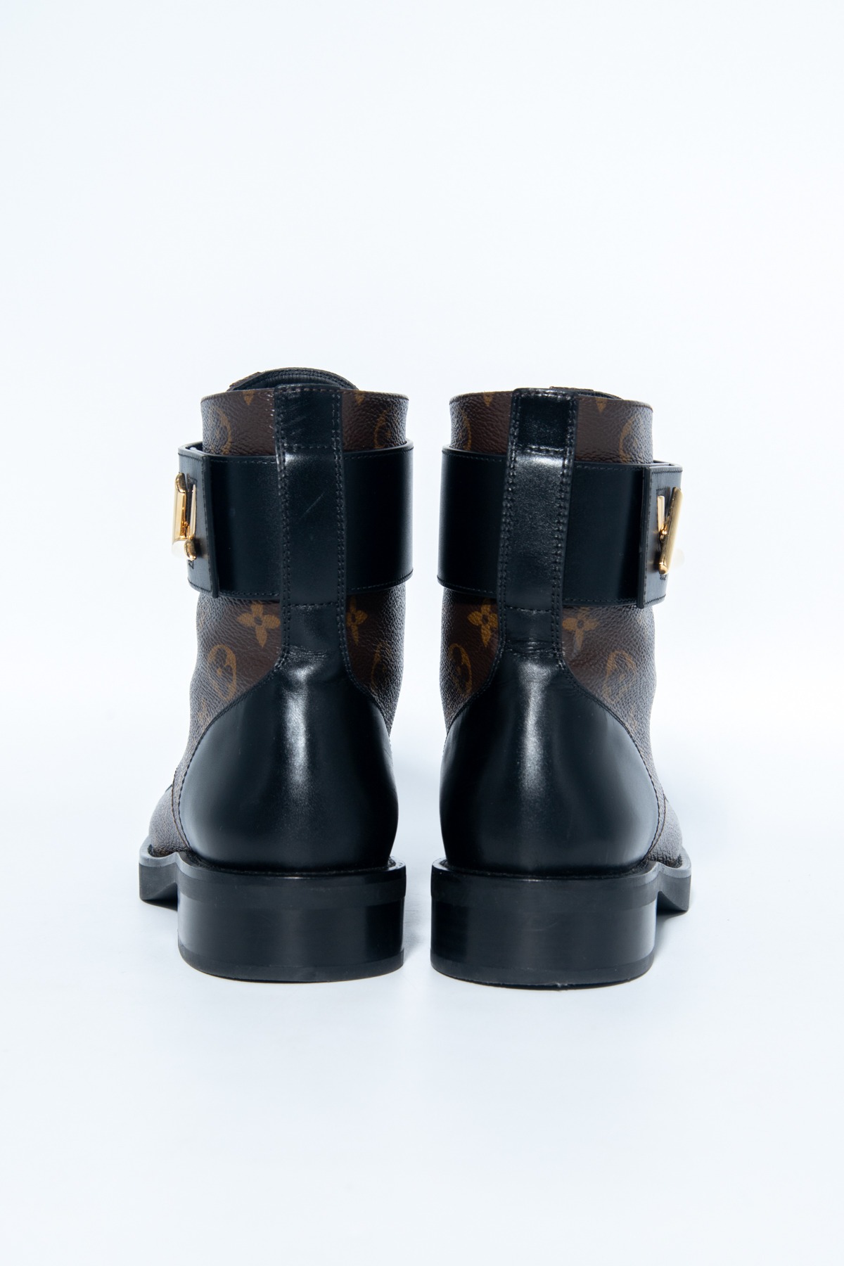 Louis Vuitton "Wonderland Flat Ranger" Stiefeletten in Braun