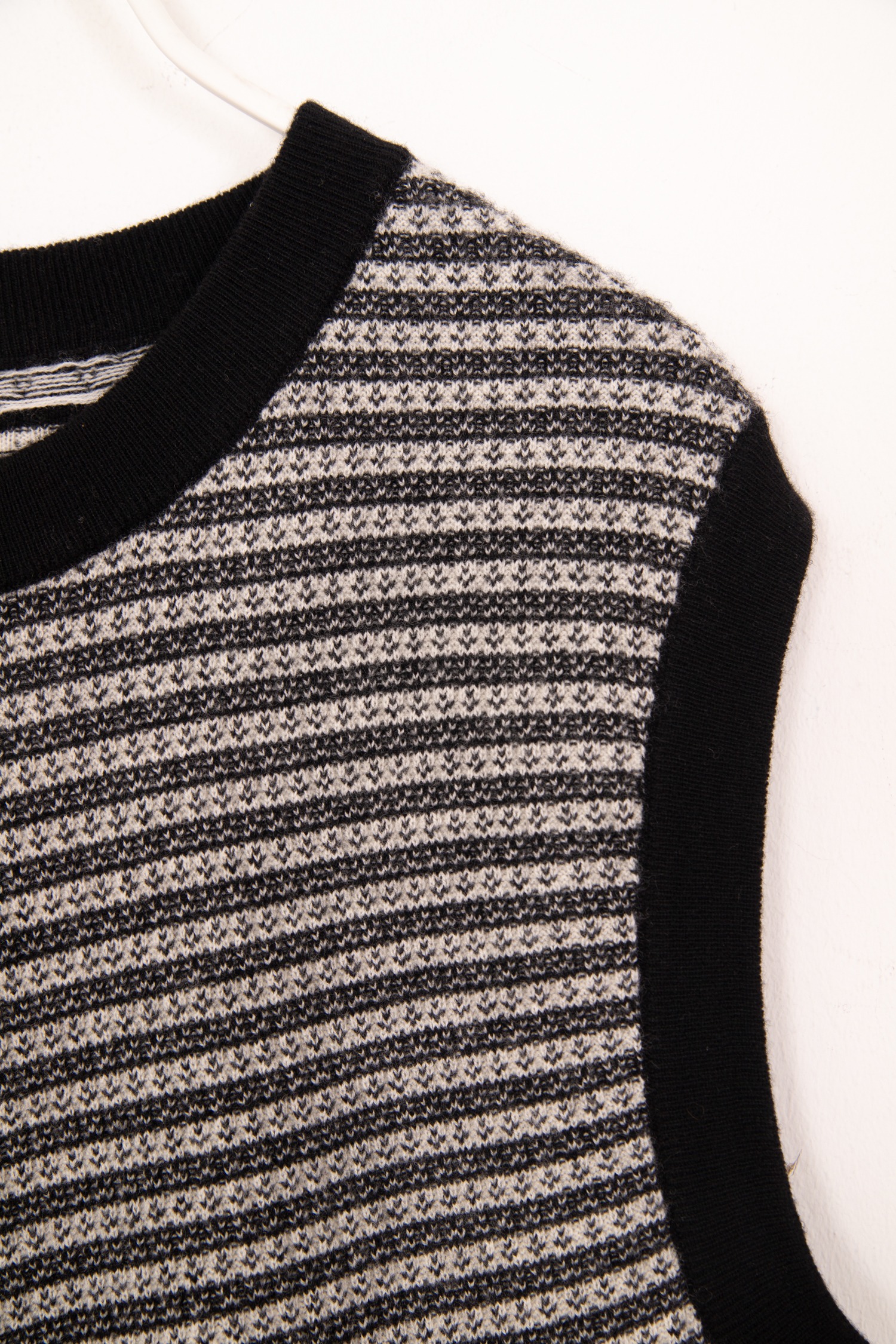 Maison Margiela Pullunder in Schwarz und Ecru