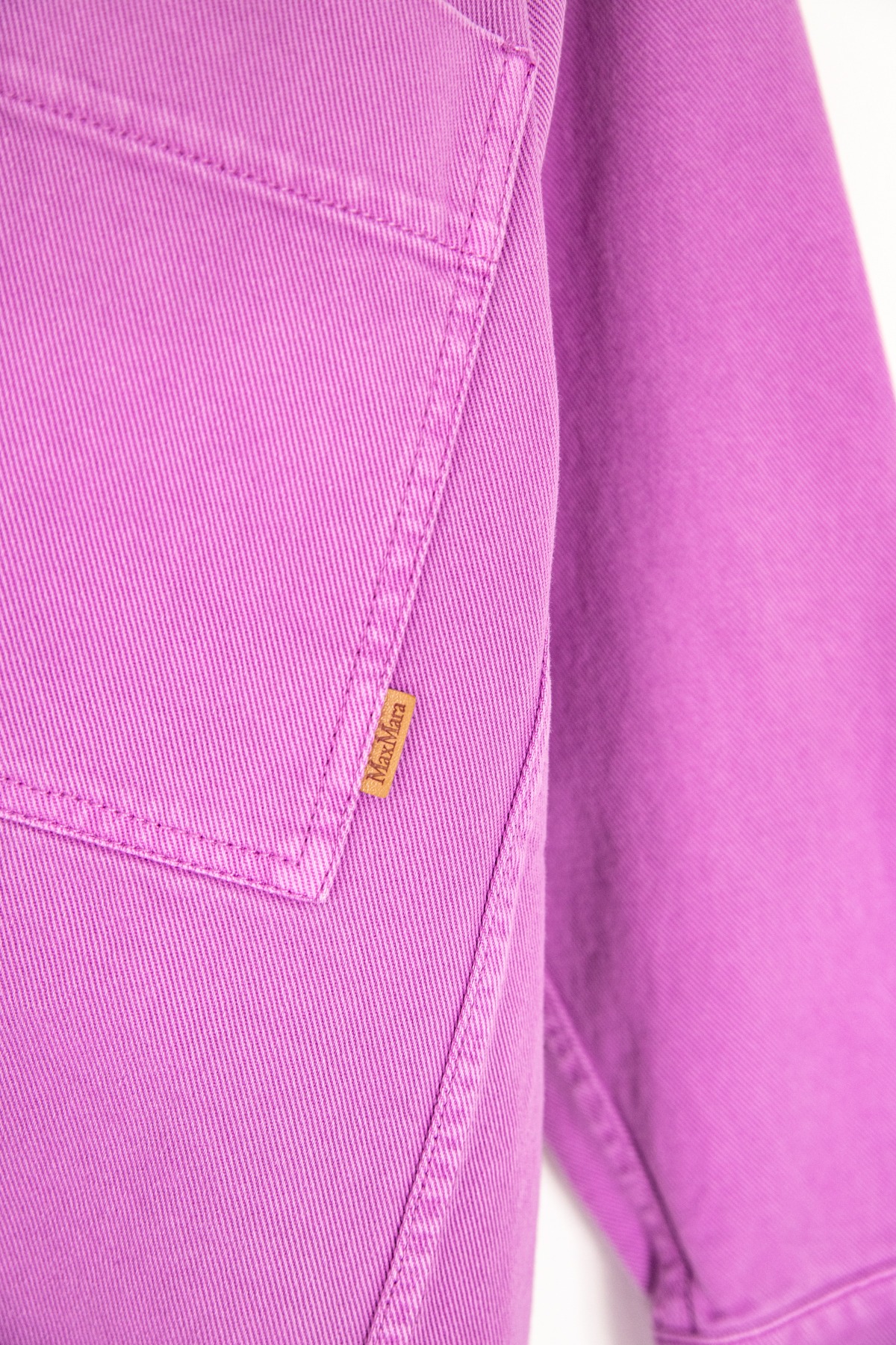 Max Mara "Loretta" Oversized Hemdbluse in Lila