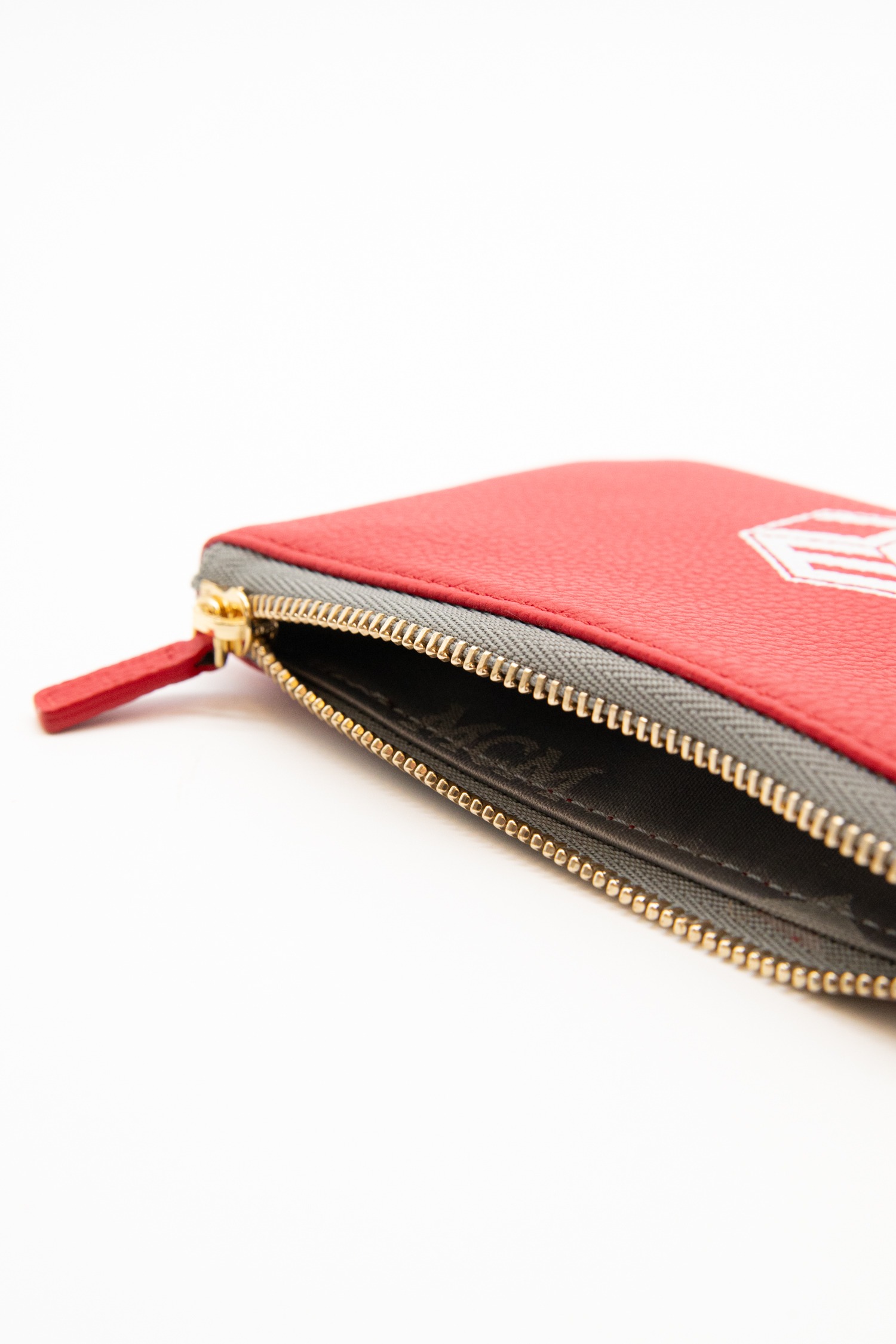 MCM Kartenetui mit Münzfach in Rot, Silber und Gold