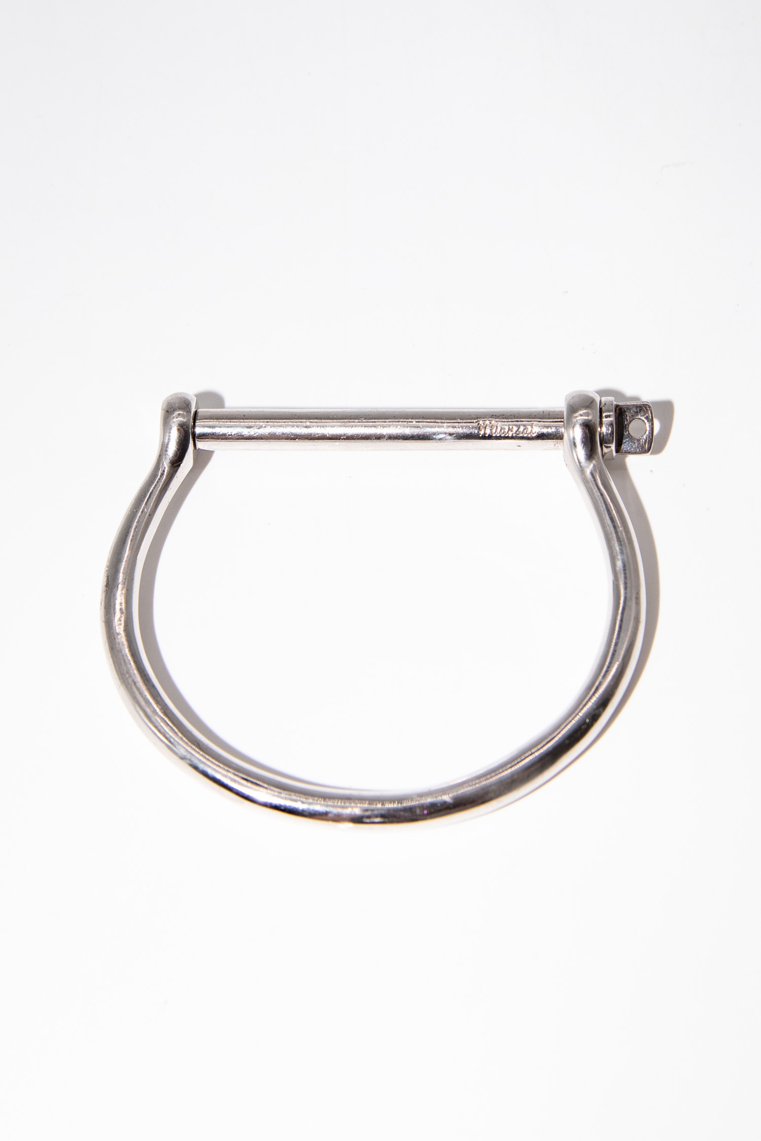 Miansai Metallarmreif mit Schraubverschluss