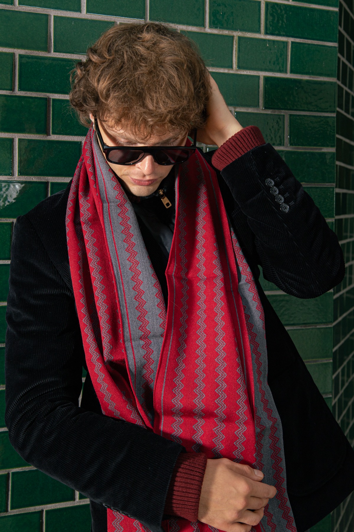 Missoni Schal mit Muster in Rot und Grau