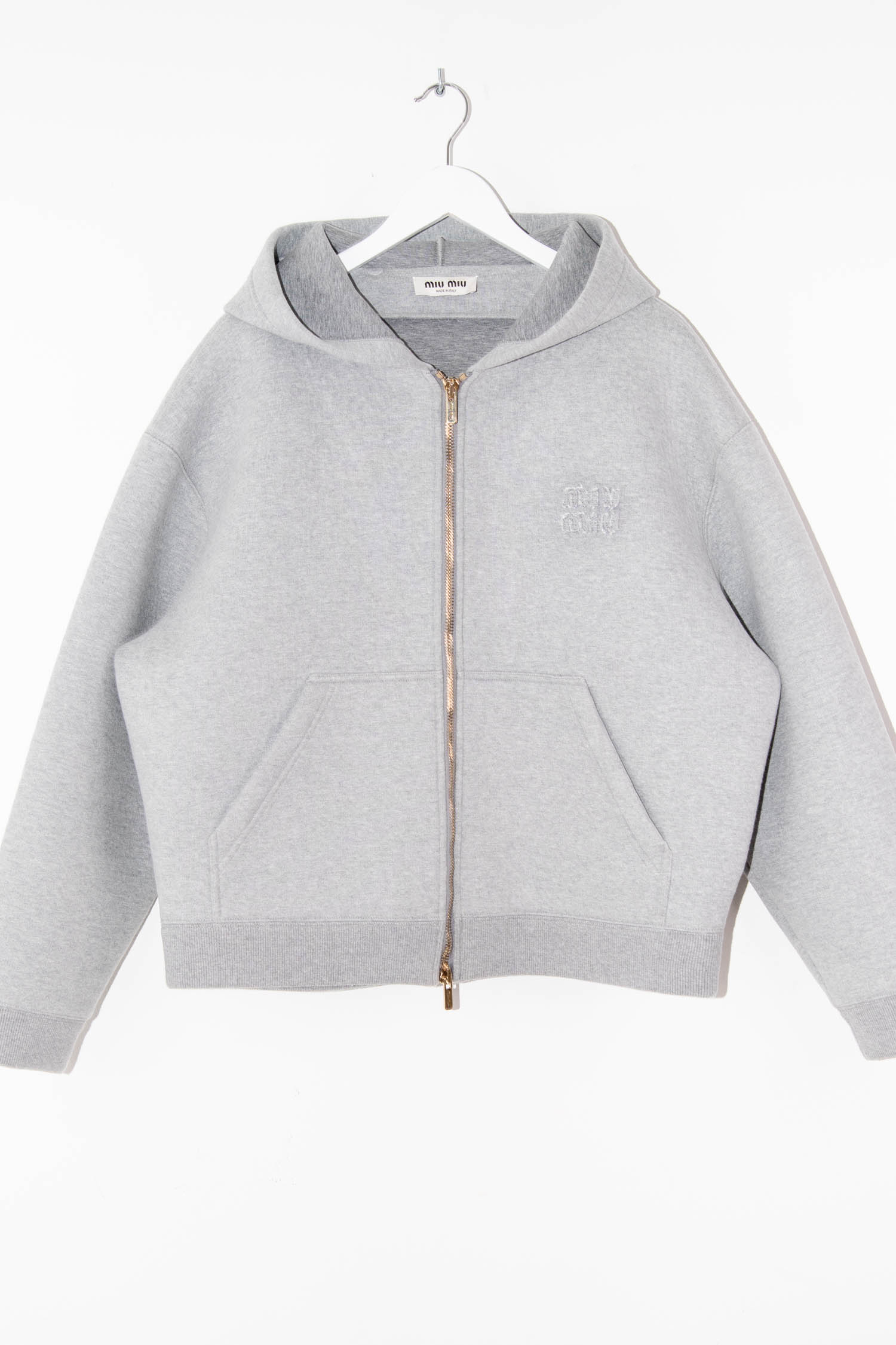 Miu Miu Kapuzenjacke mit Logo in Hellgrau