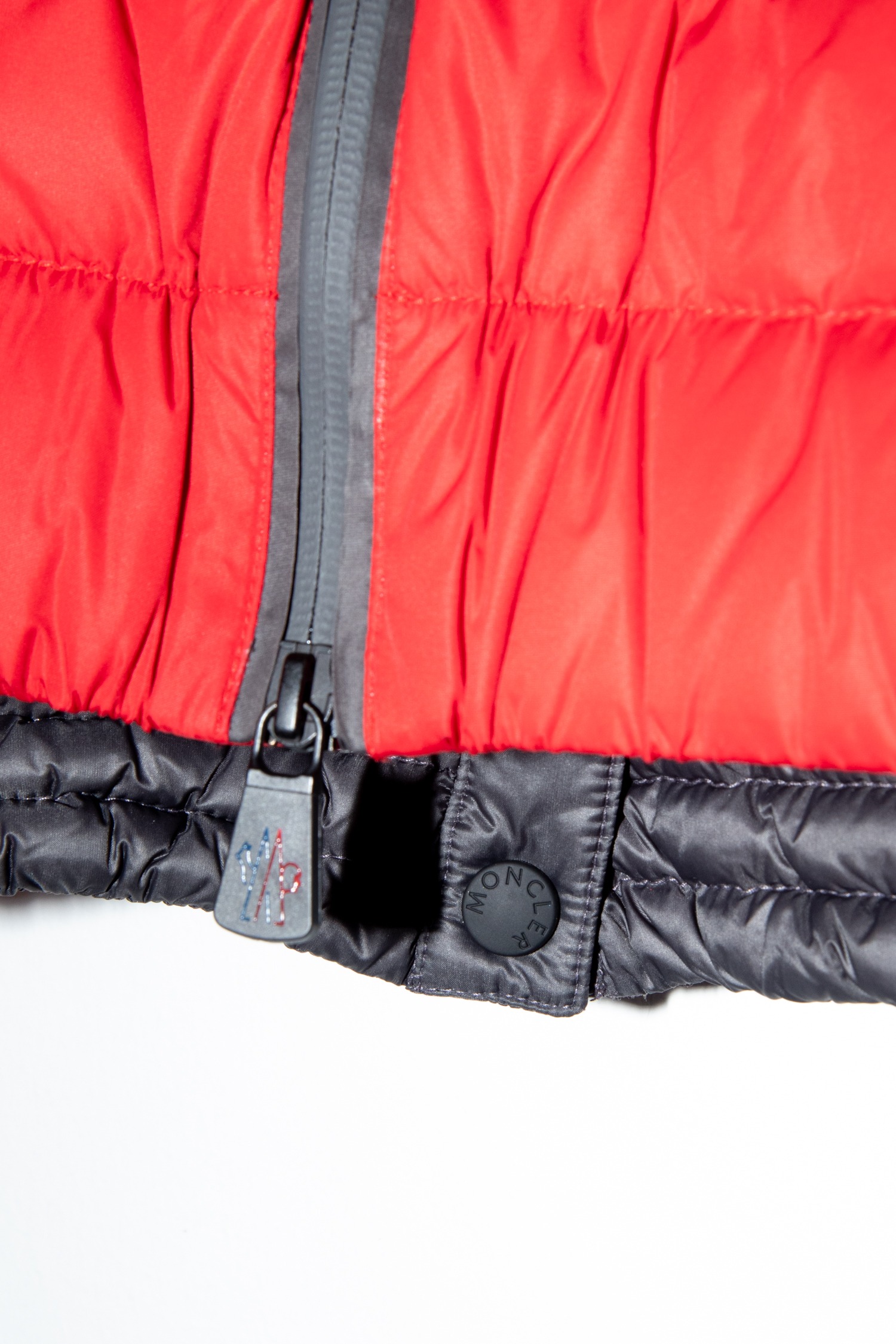Moncler Daunenjacke in Rot