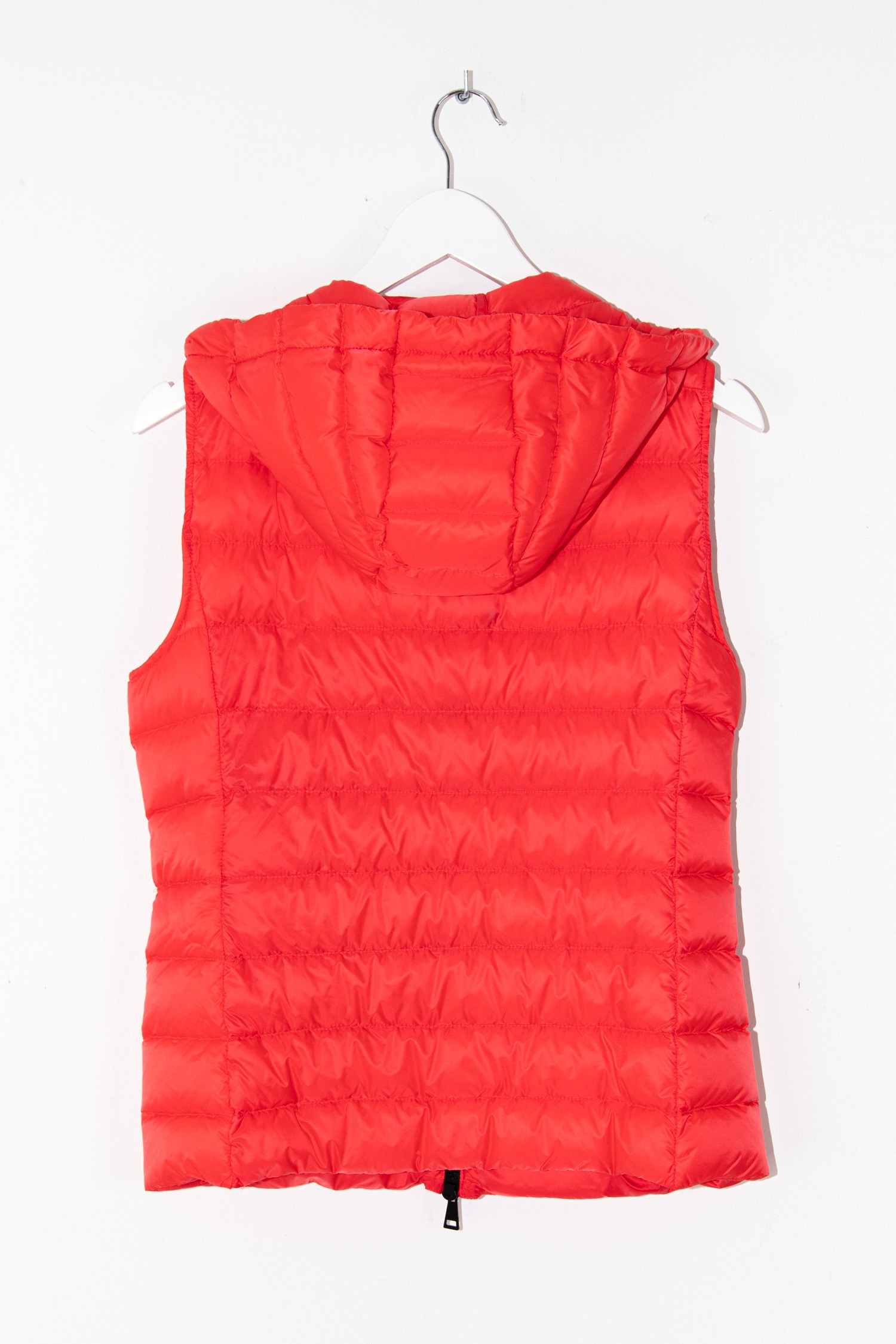 Moncler "Sucrette" Daunenweste mit Kapuze in Neonrot