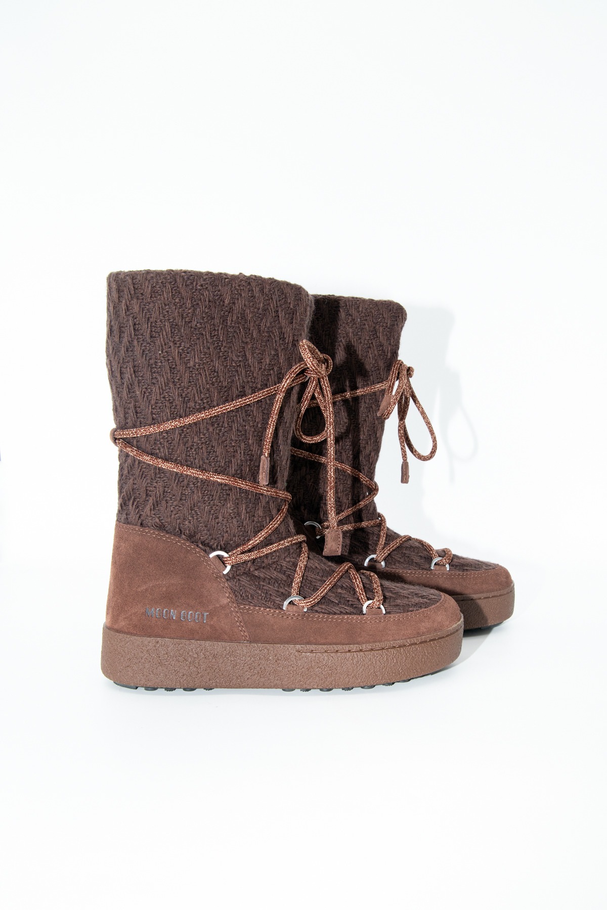 Moon Boot x Guest in Residence "Track Knit" Stiefel