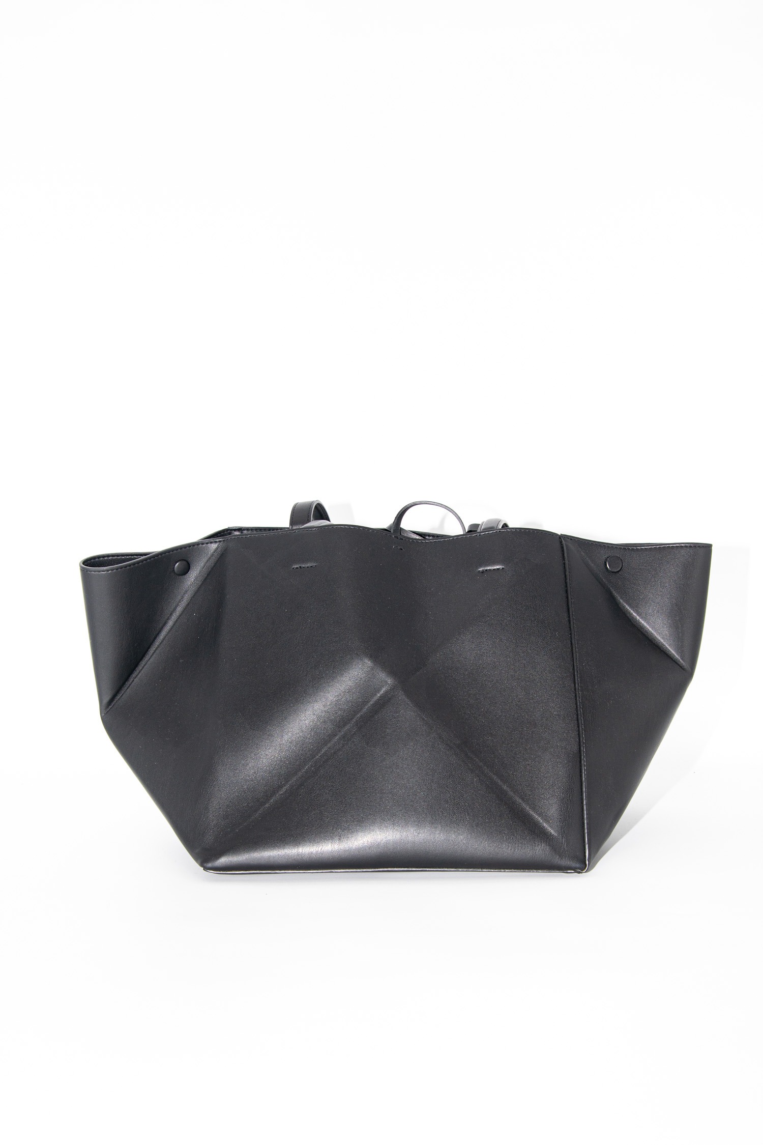 Nanushka " Origami Tote" Schultertasche in Schwarz