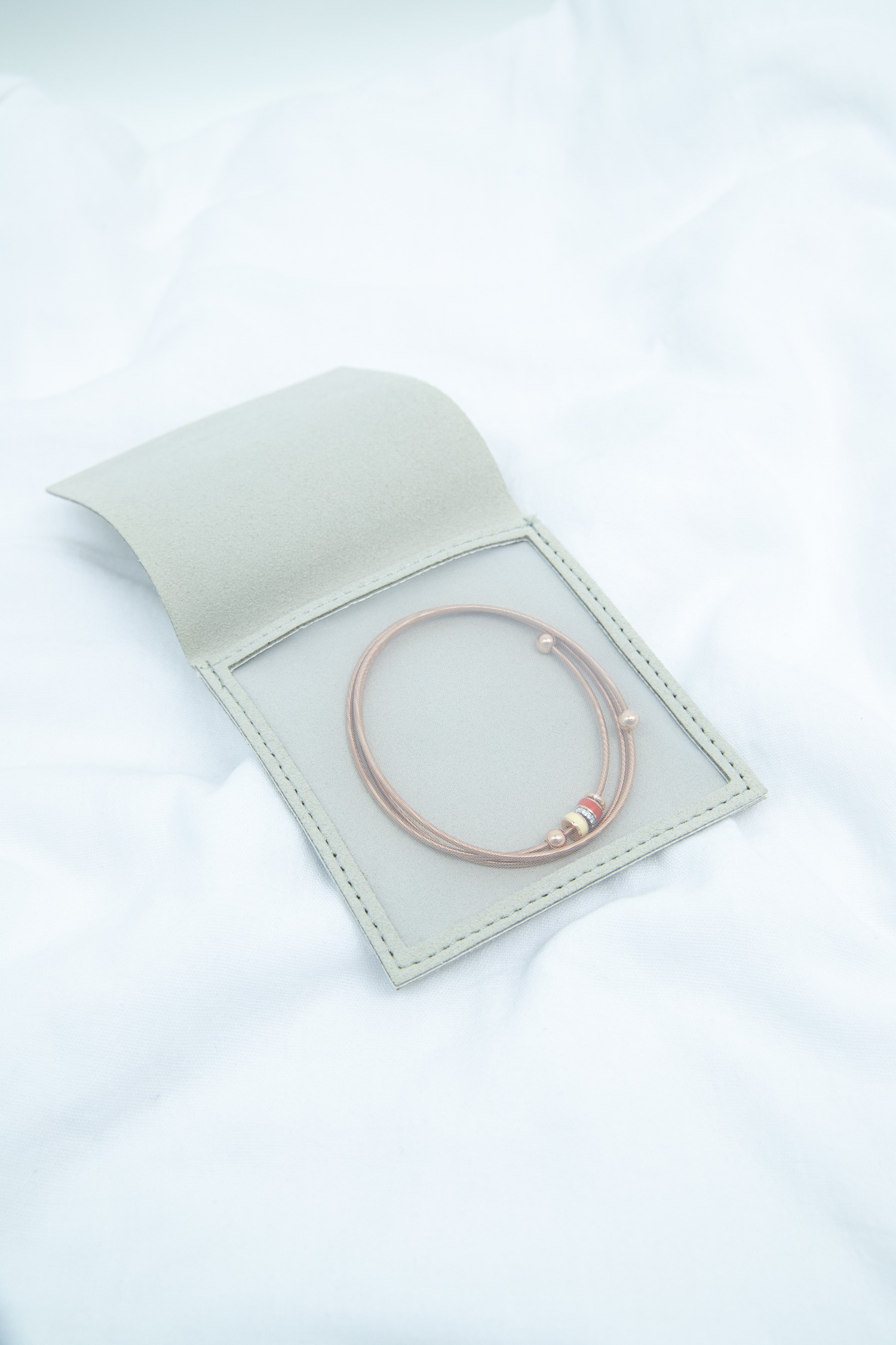Niessing "Colette C 3-Fach" Armreif mit Charms aus 750er Roségold