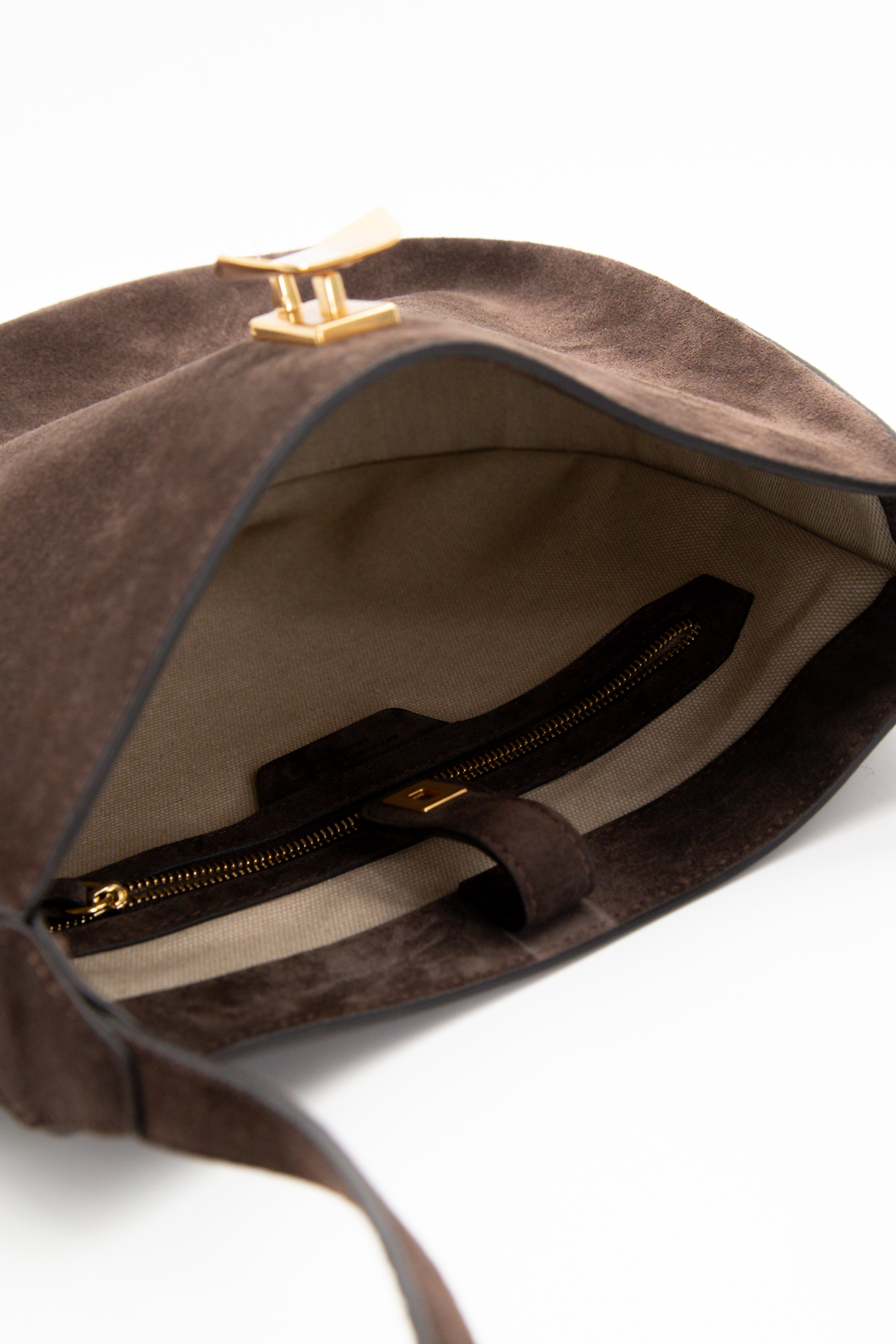 Officine Générale Umhängetasche aus Wildleder in Dunkelbraun