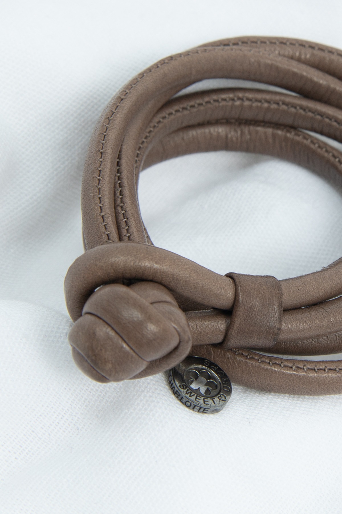 Ole Lynggaard "Sweet Drops" Lederarmband in hellbraun