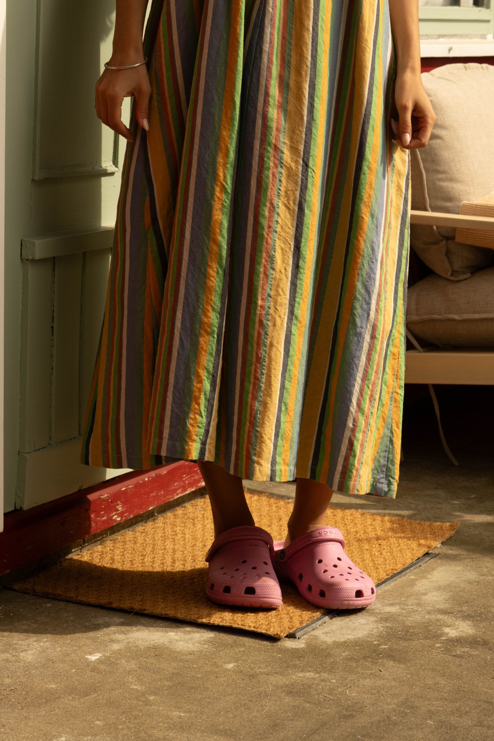 Omen Maxikleid mit Streifen in Bunt
