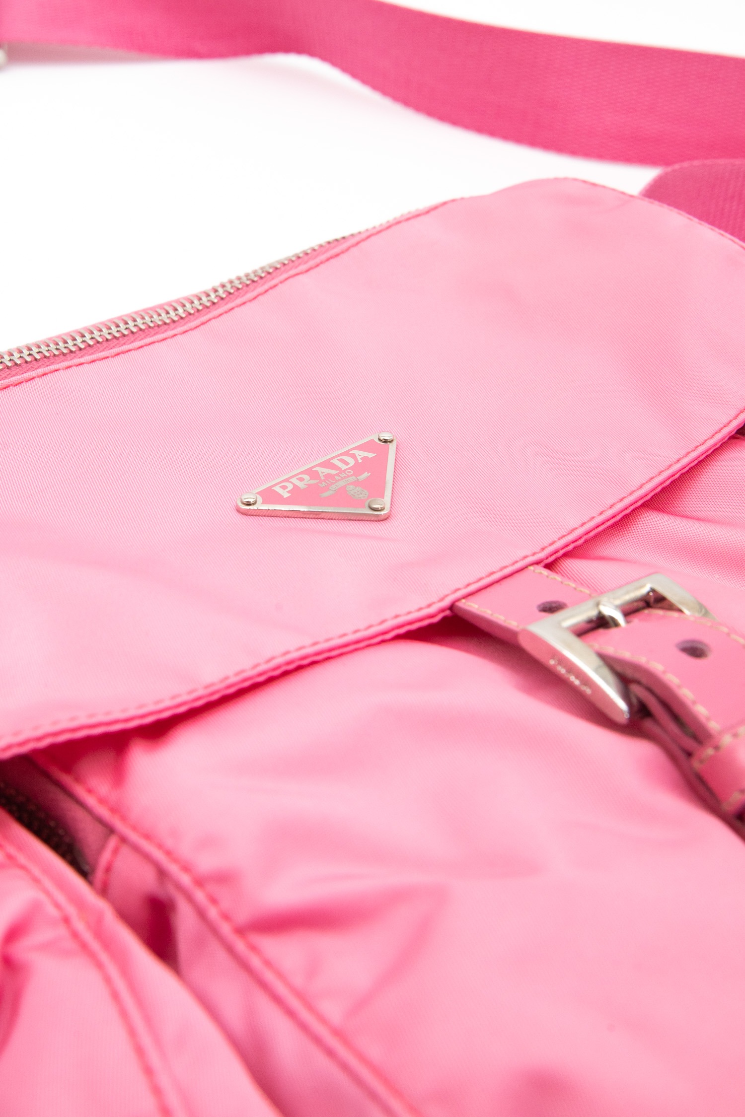 Prada "Tessuto" Umhängetasche in Pink